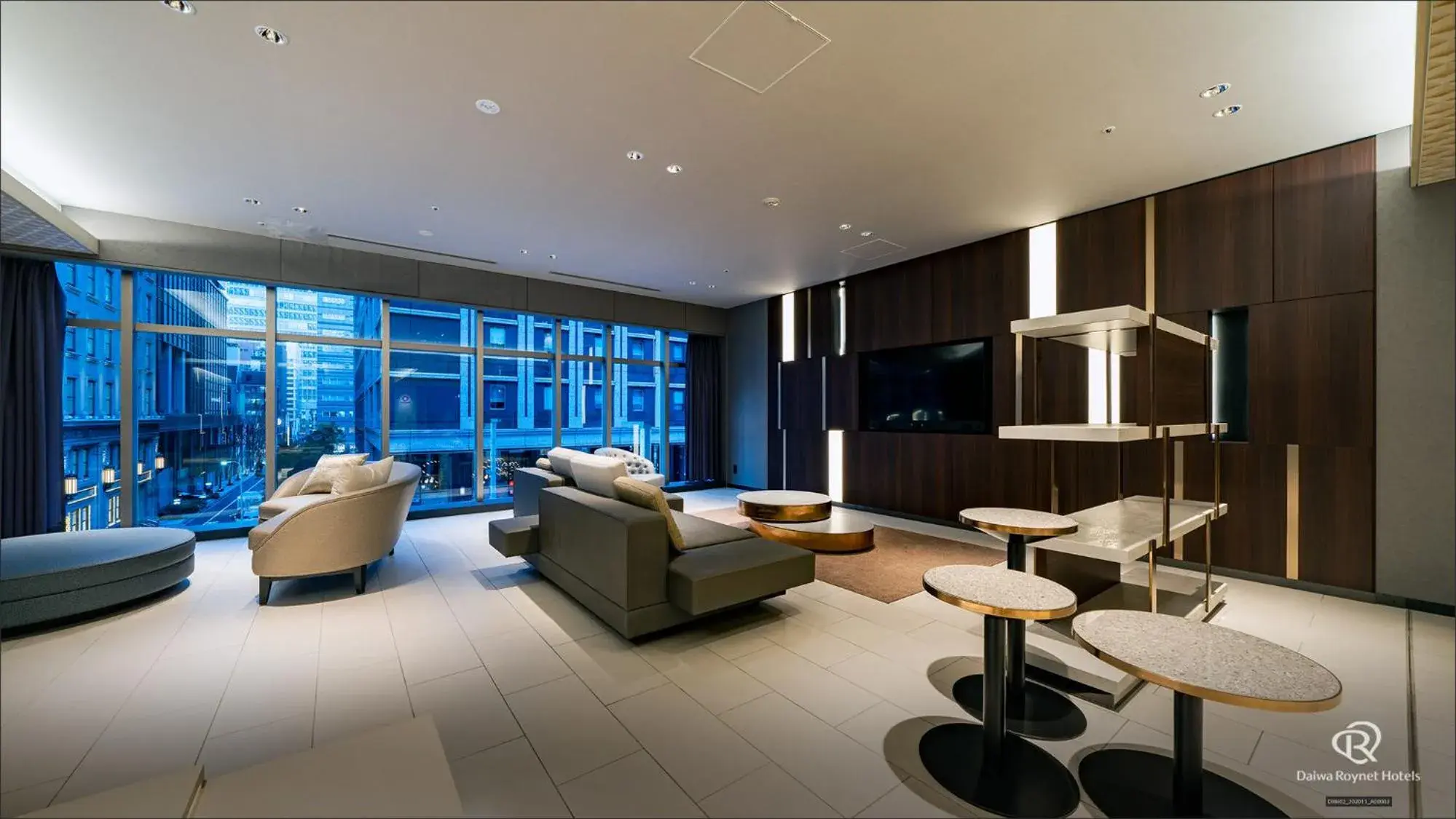 Lobby or reception in Daiwa Roynet Hotel Tokyo Kyobashi PREMIER Lobby or reception in Daiwa Roynet Hotel Tokyo Kyobashi PREMIER