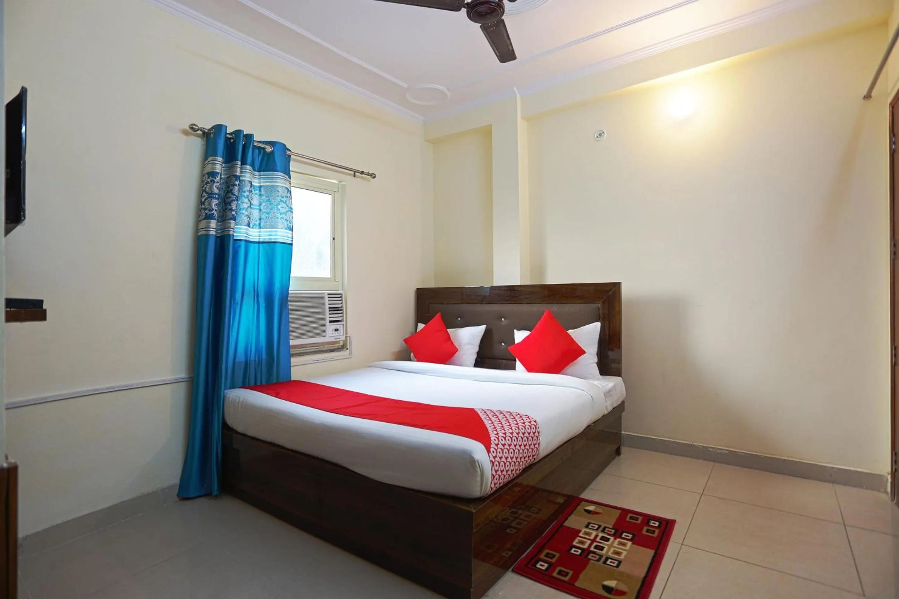 Bedroom, Bed in Hotel O Karan Residency