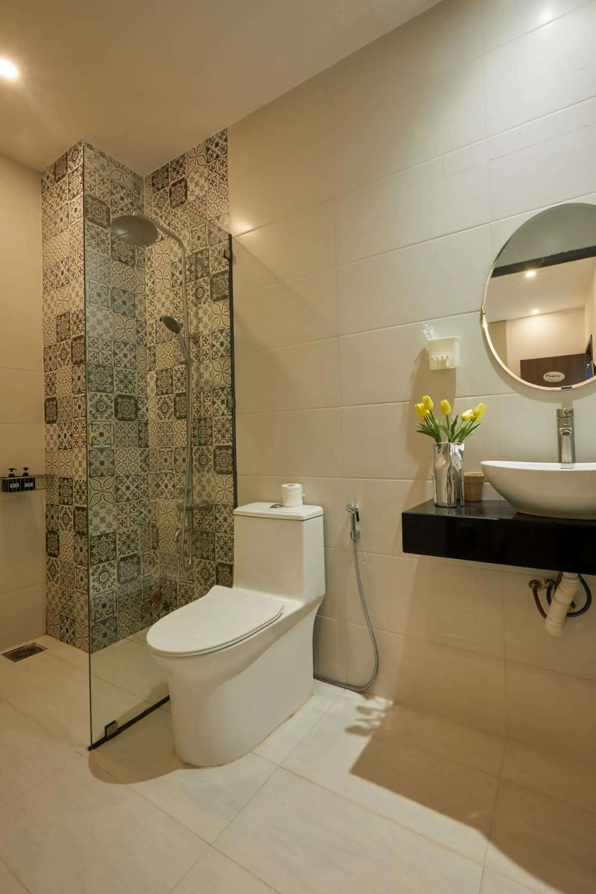 Toilet in Lux Quy Nhon Homestay Toilet in Lux Quy Nhon Homestay