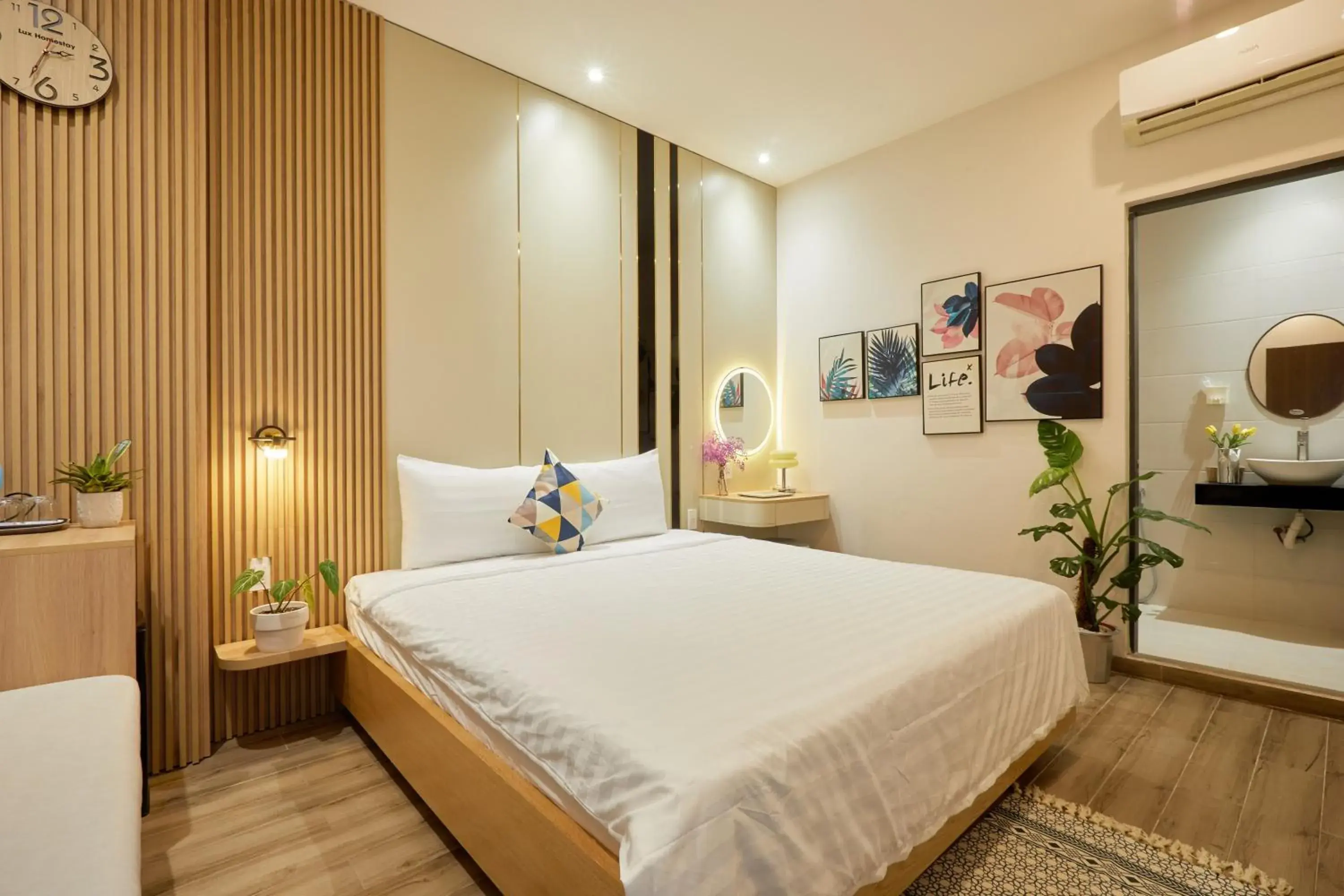 Bed in Lux Quy Nhon Homestay Bed in Lux Quy Nhon Homestay