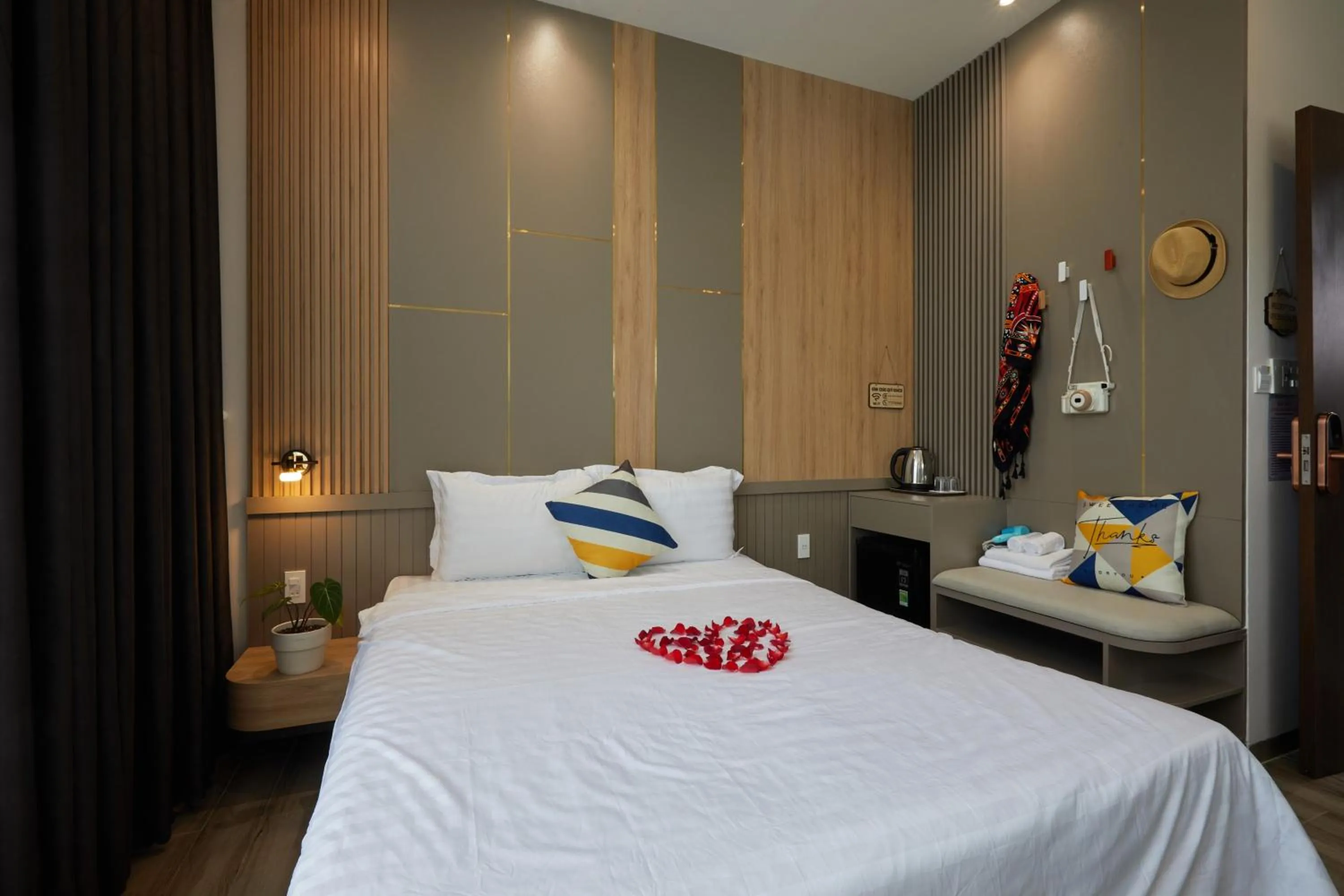 Bed in Lux Quy Nhon Homestay