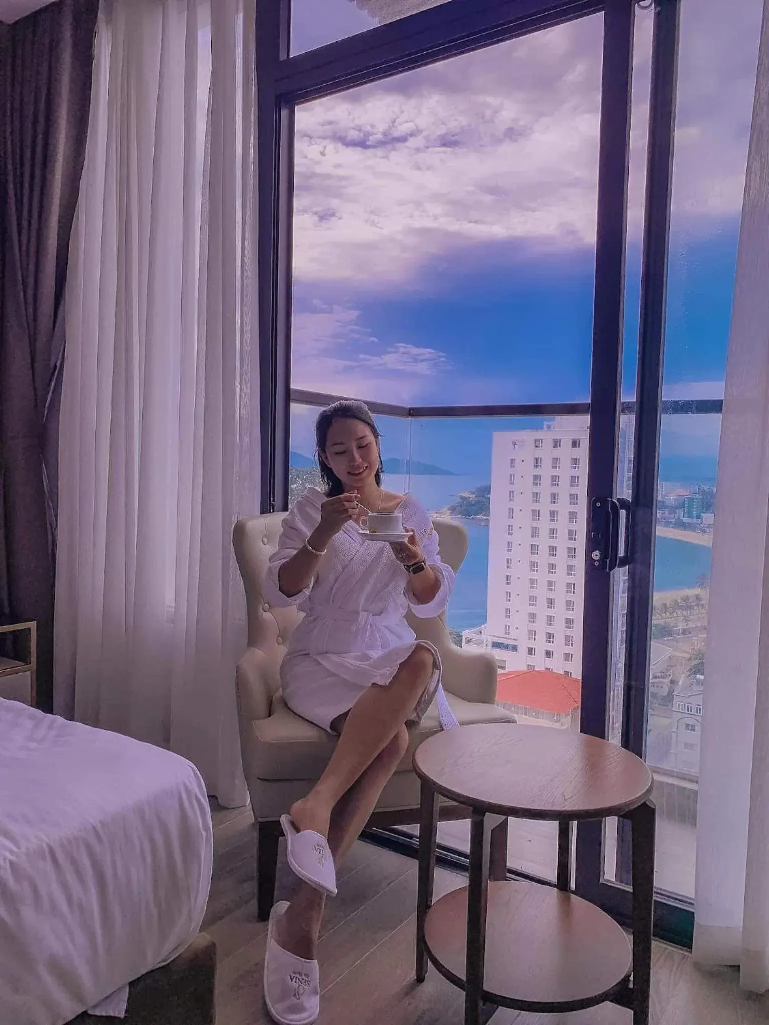 Seating area, Bed in Senia Hotel Nha Trang Seating area, Bed in Senia Hotel Nha Trang