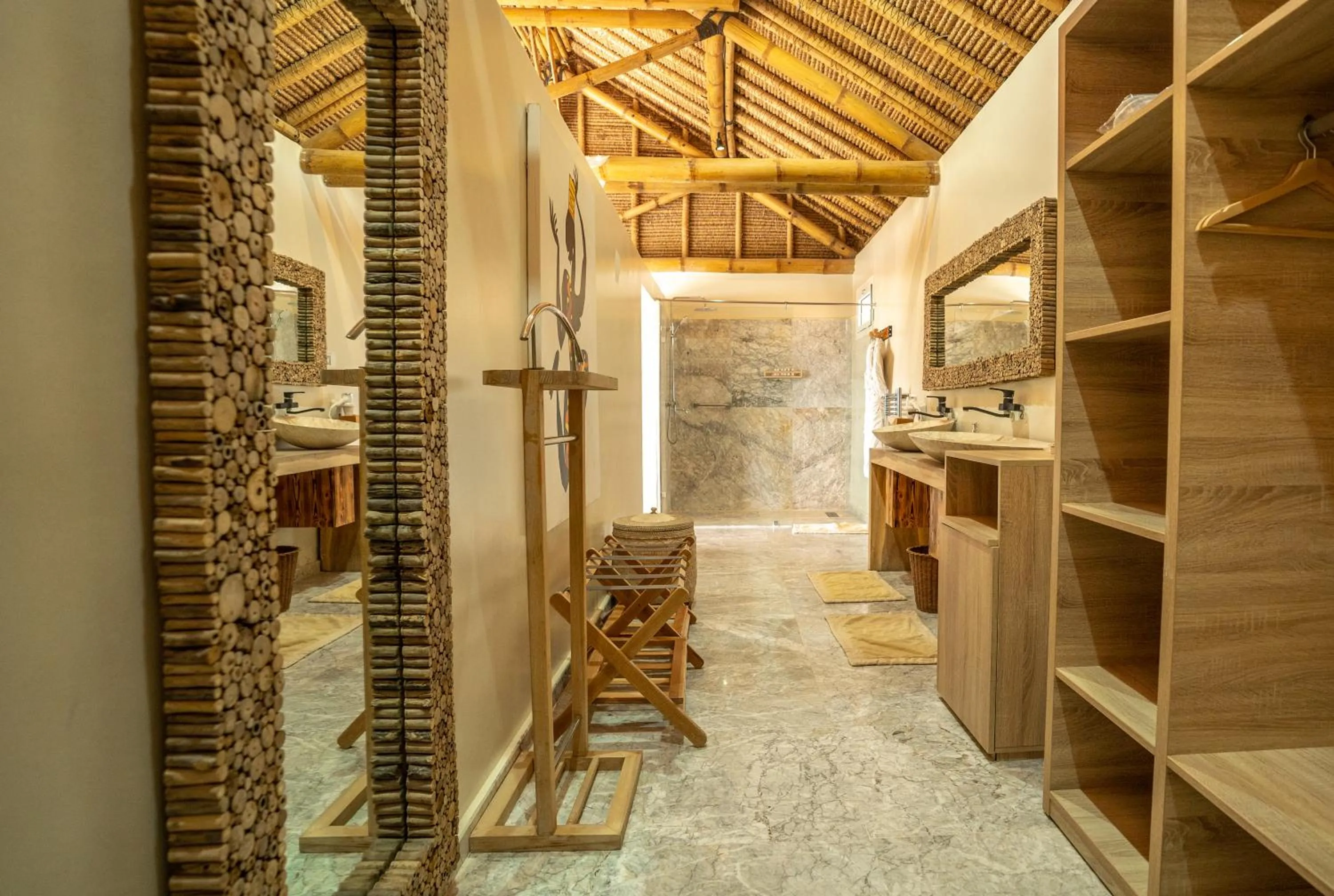Bathroom in La Crique Nature & Spa