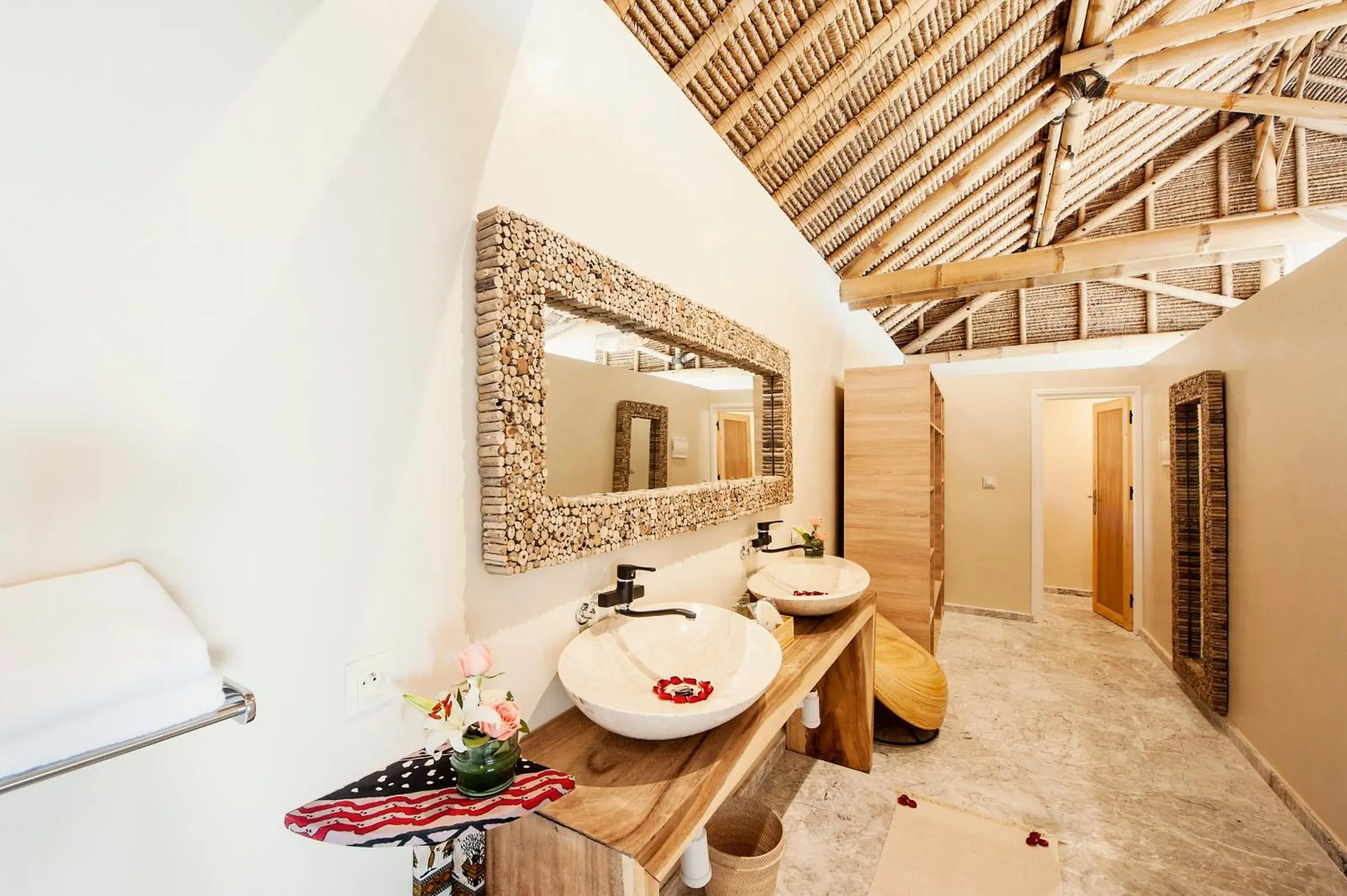 Bathroom in La Crique Nature & Spa Bathroom in La Crique Nature & Spa