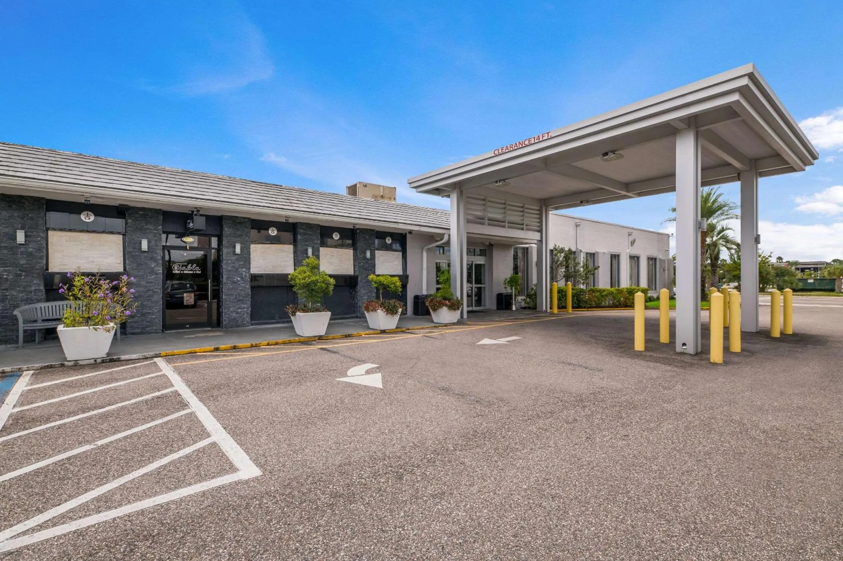 Property building in Clarion Inn & Suites Across From Universal Orlando Resort