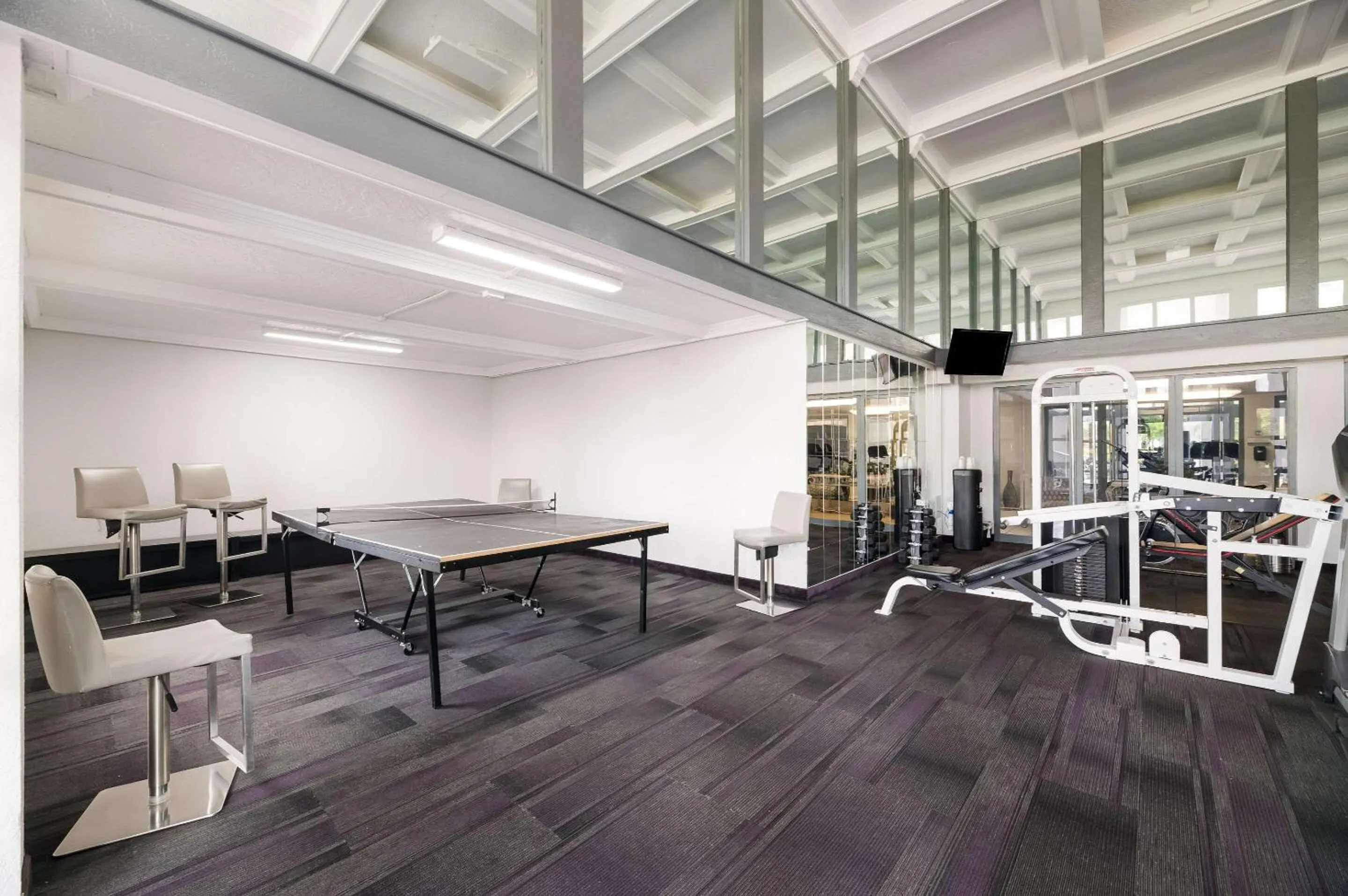 Fitness centre/facilities in Clarion Inn & Suites Across From Universal Orlando Resort