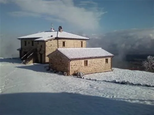 Property building in B&B Madonna Del Latte