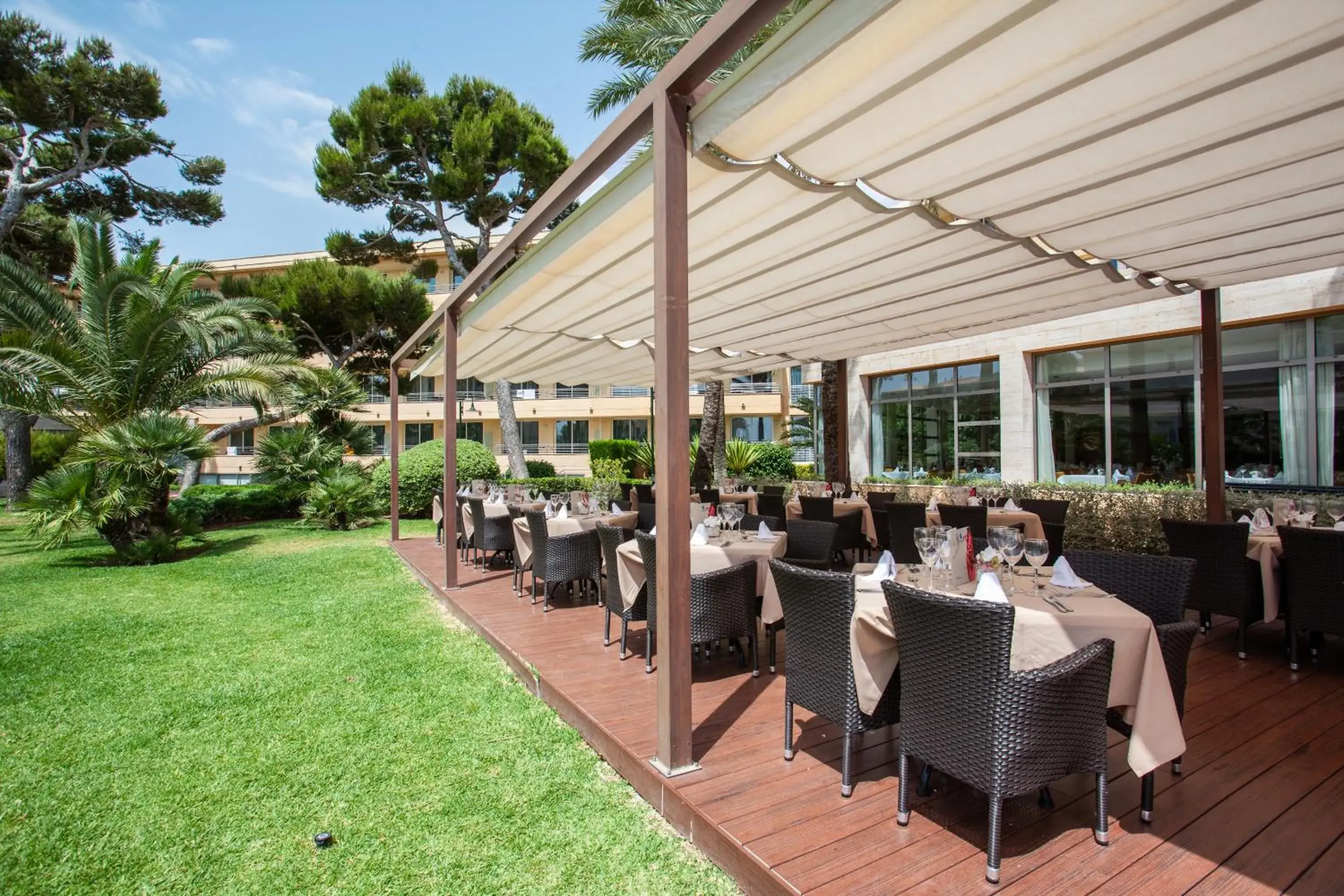 Restaurant/places to eat in Grupotel Natura Playa Restaurant/places to eat in Grupotel Natura Playa