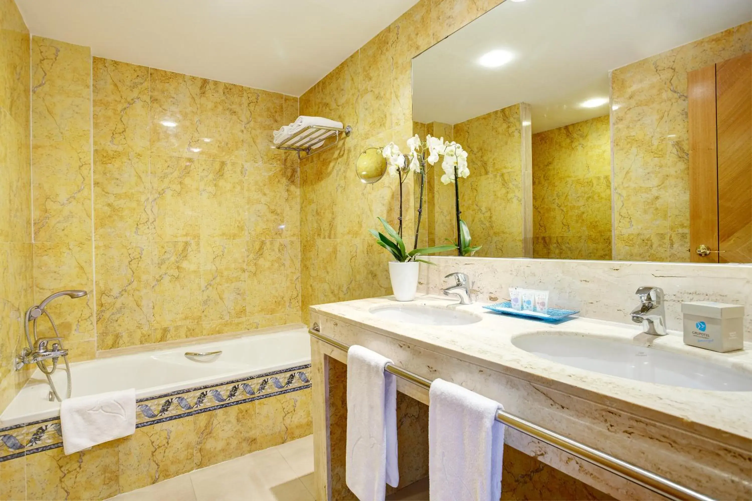 Bathroom in Grupotel Natura Playa Bathroom in Grupotel Natura Playa