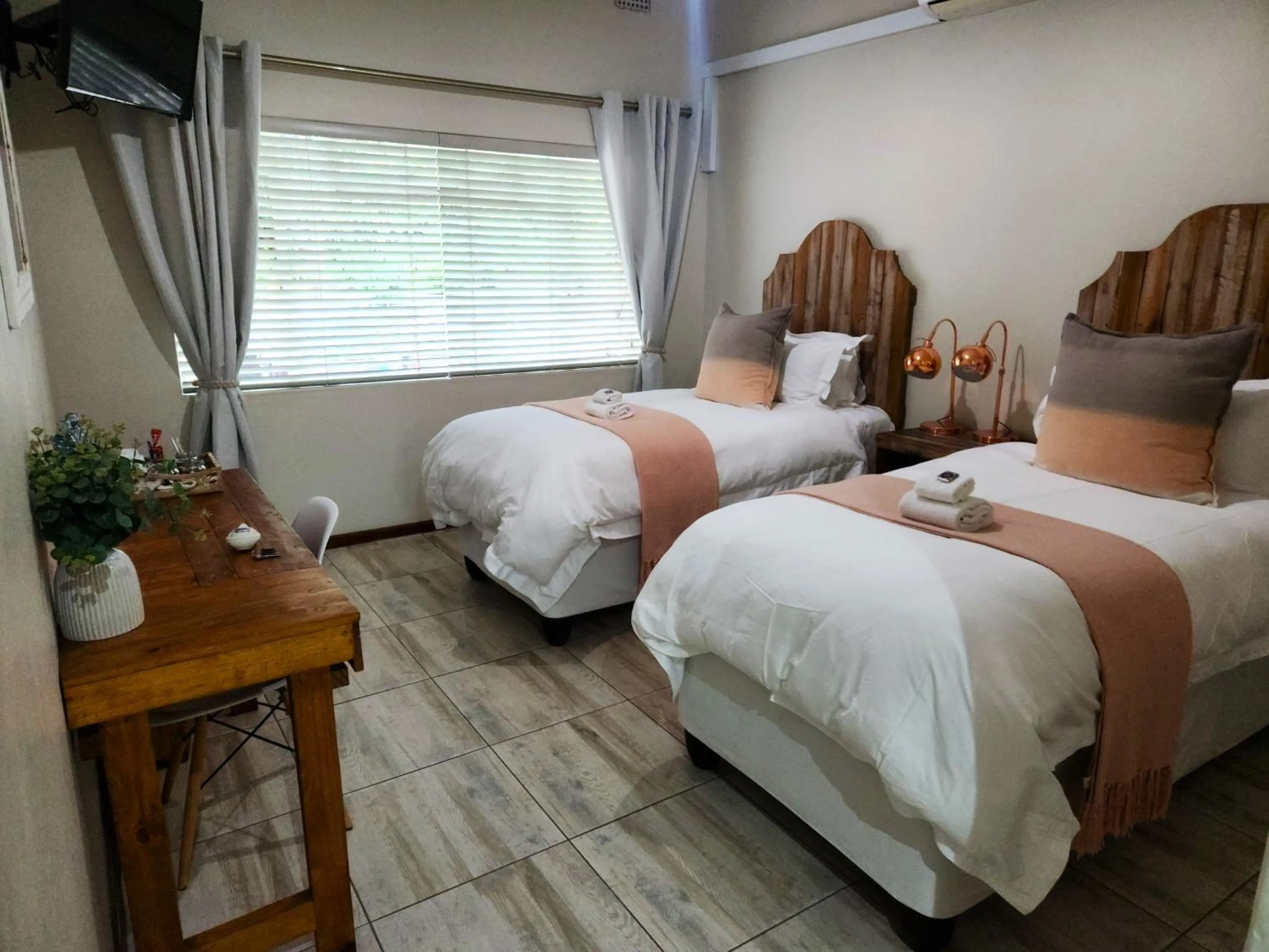 Photo of the whole room, Bed in Mijn Kitchen Coffee Shop and B&B