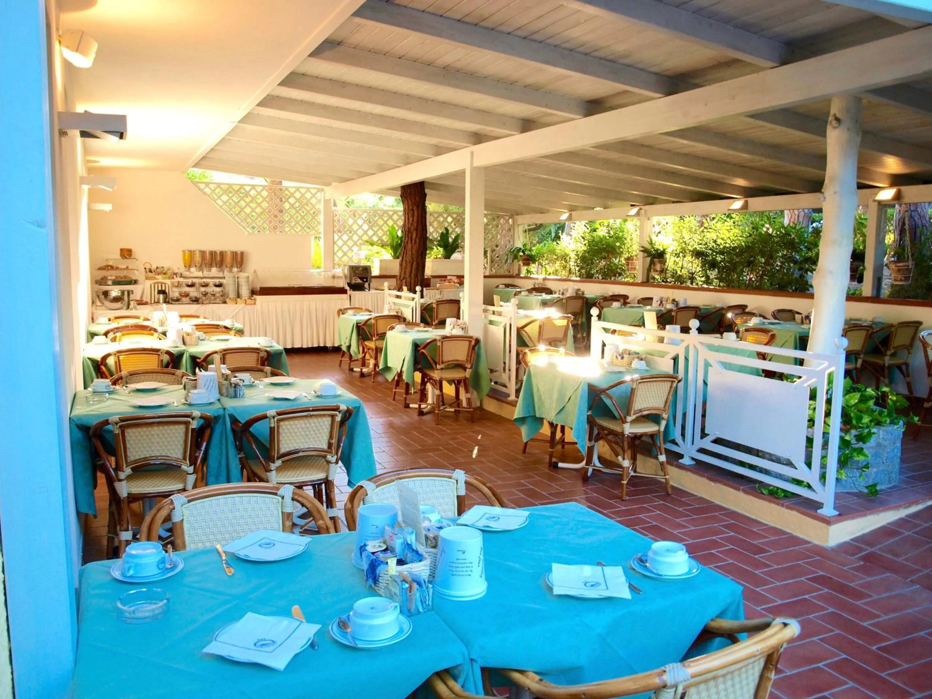 Restaurant/places to eat in Hotel Meridiana