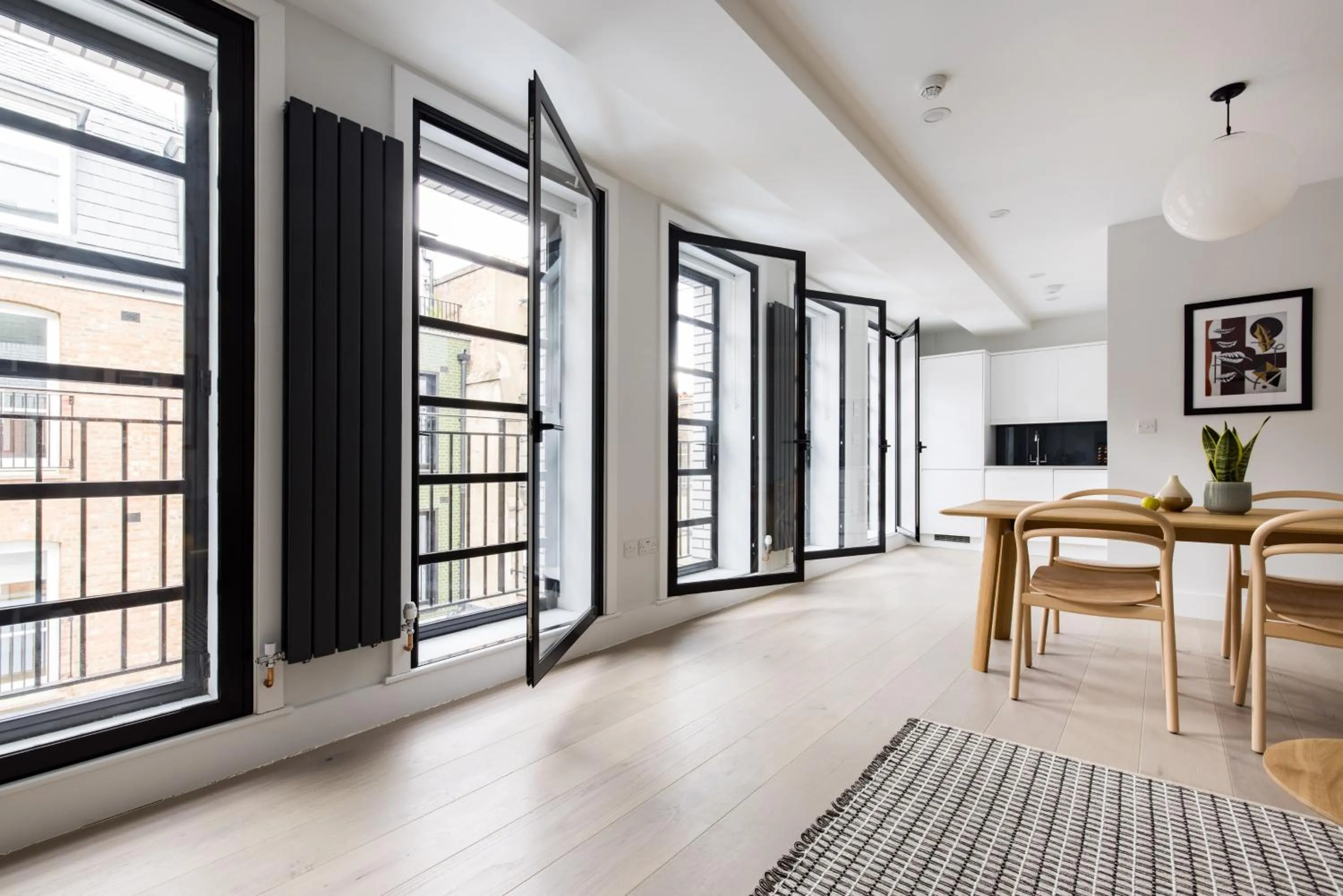 Hausd - Leicester Square