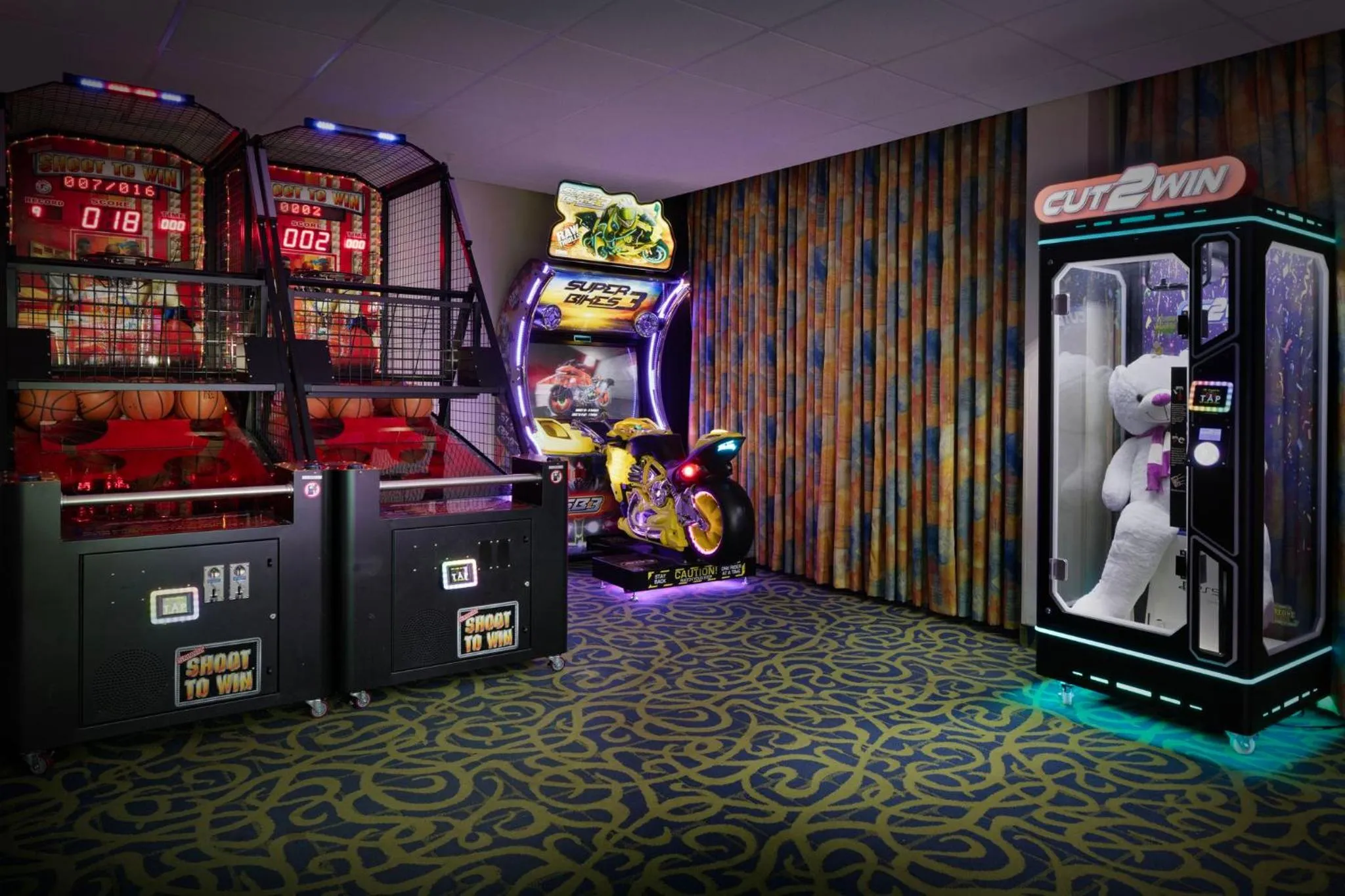 Game Room in Holiday Inn & Suites Orlando SW - Celebration Area by IHG