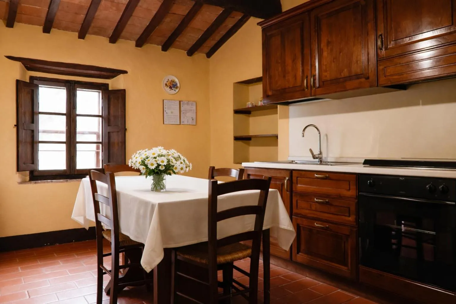 Kitchen or kitchenette in Fattoria Agriturismo Nerbona
