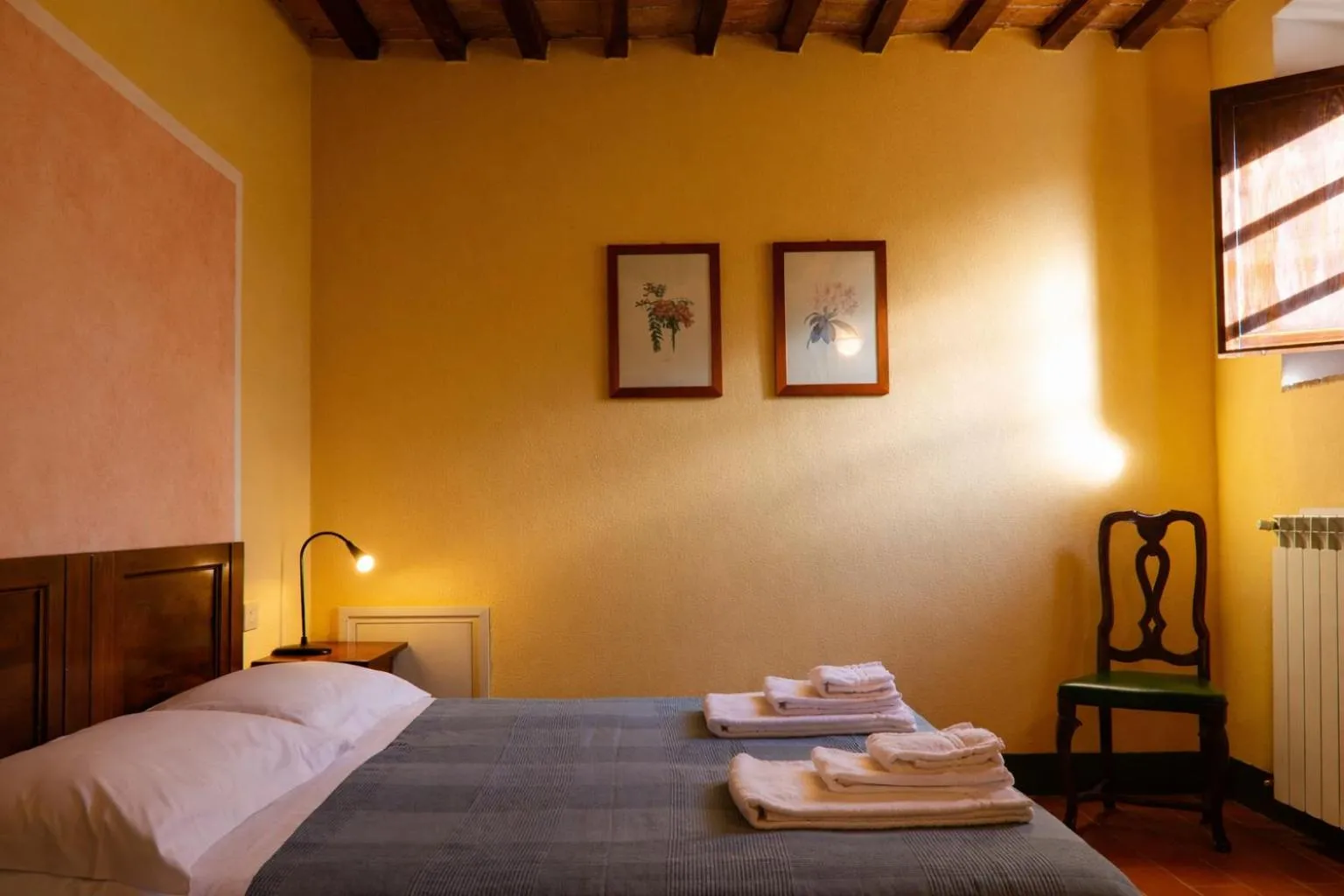 Bed in Fattoria Agriturismo Nerbona