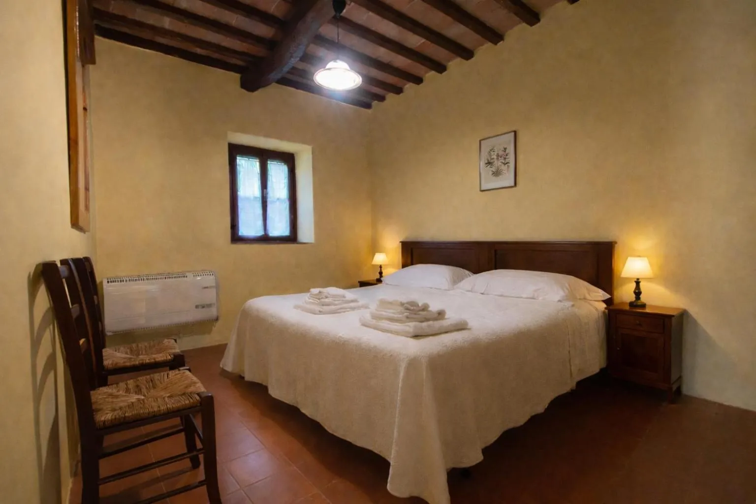 Bed in Fattoria Agriturismo Nerbona
