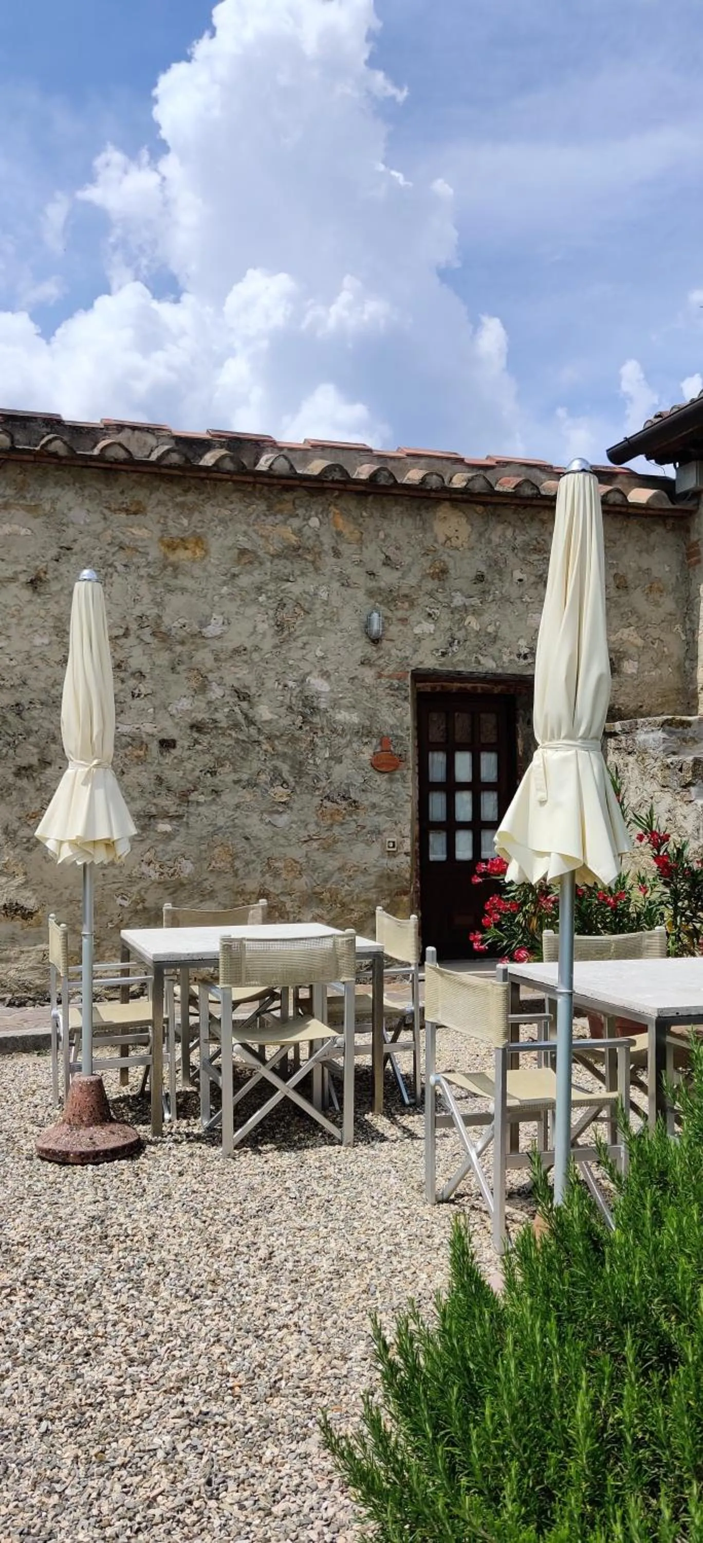 Patio in Fattoria Agriturismo Nerbona