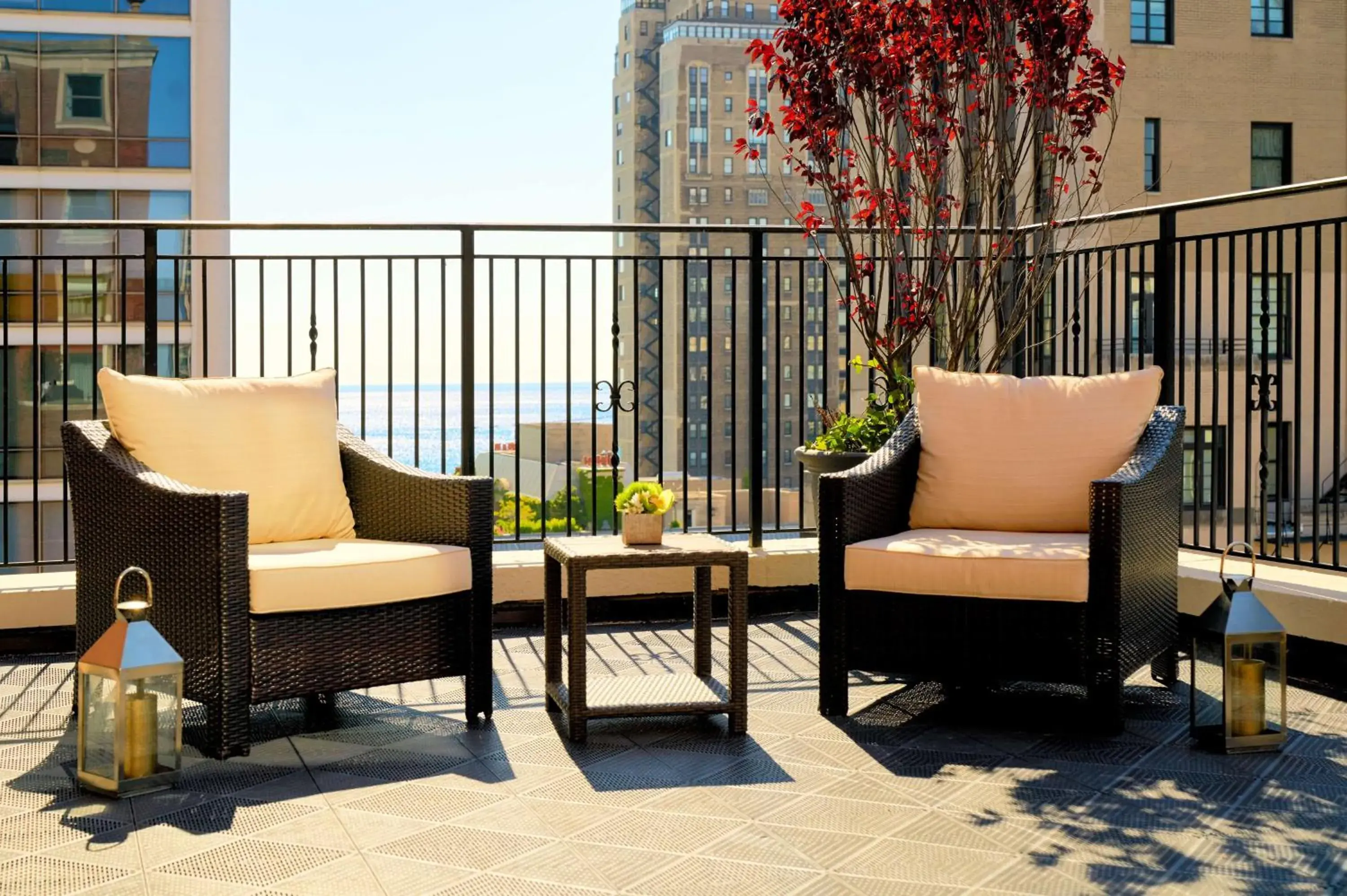 Bedroom in Ambassador Chicago, part of JdV by Hyatt Bedroom in Ambassador Chicago, part of JdV by Hyatt