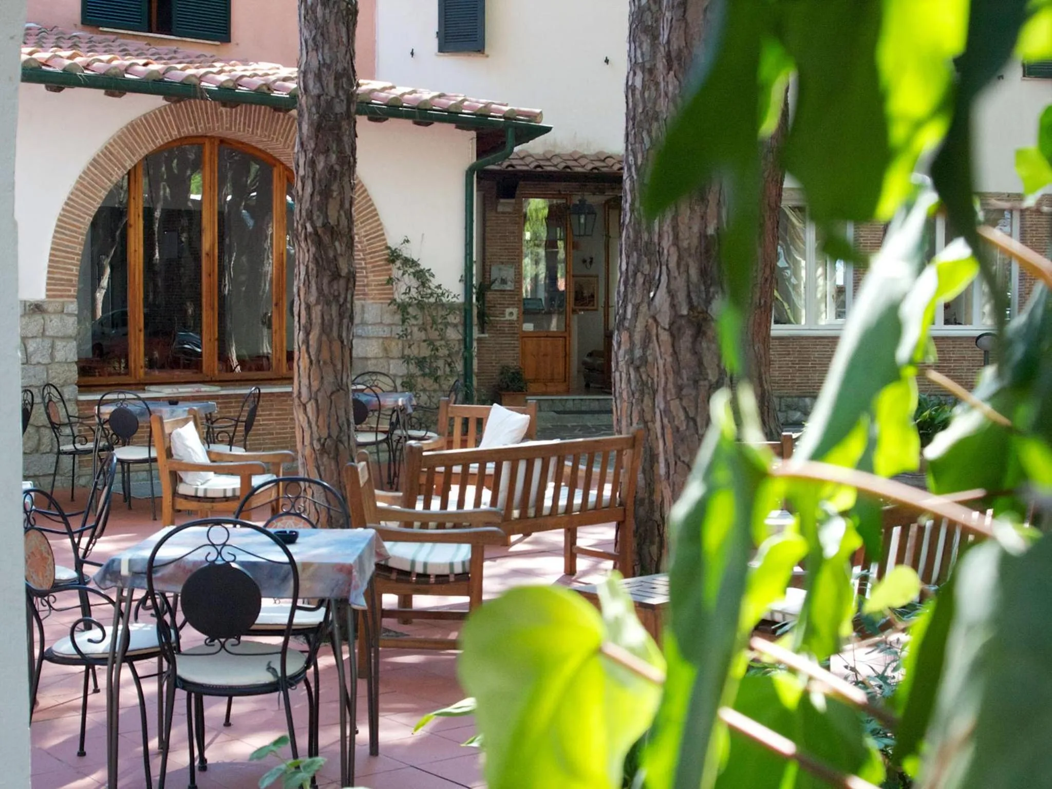 Facade/entrance in Hotel Villa Nettuno