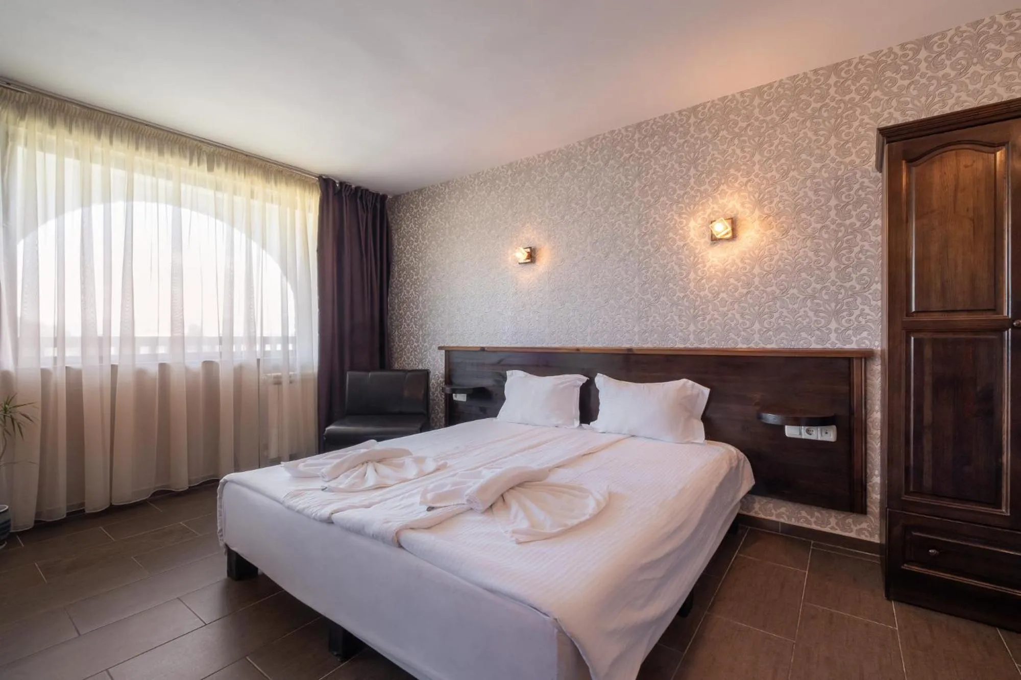 Bedroom, Bed in Katalina SPA Resort