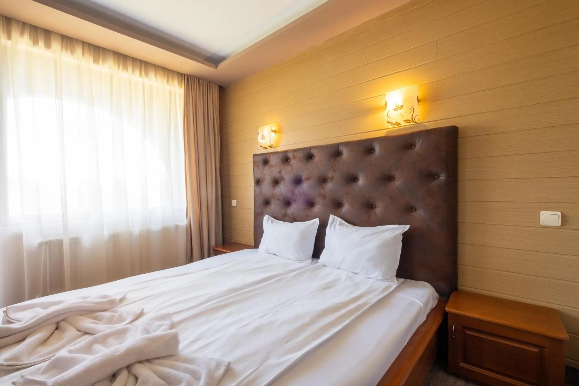 Photo of the whole room, Bed in Katalina SPA Resort