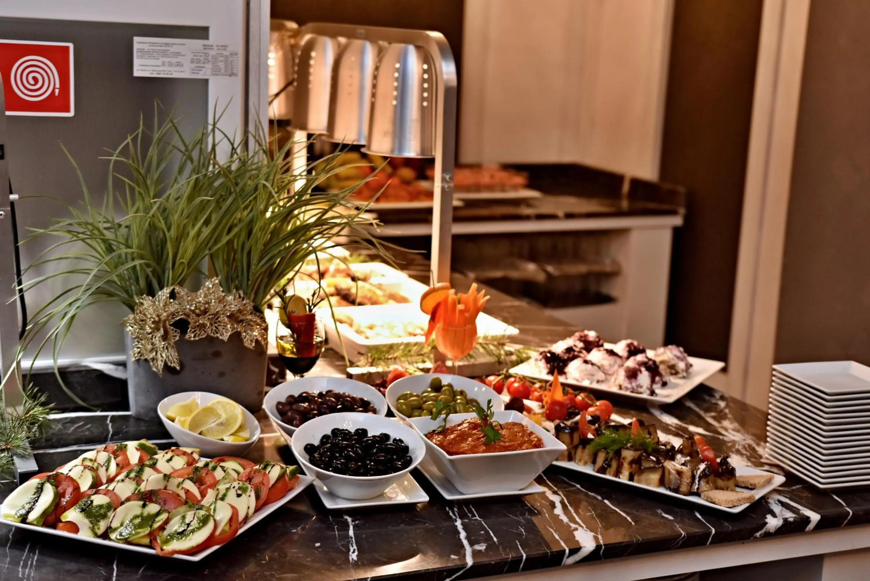 Food and drinks in Katalina SPA Resort