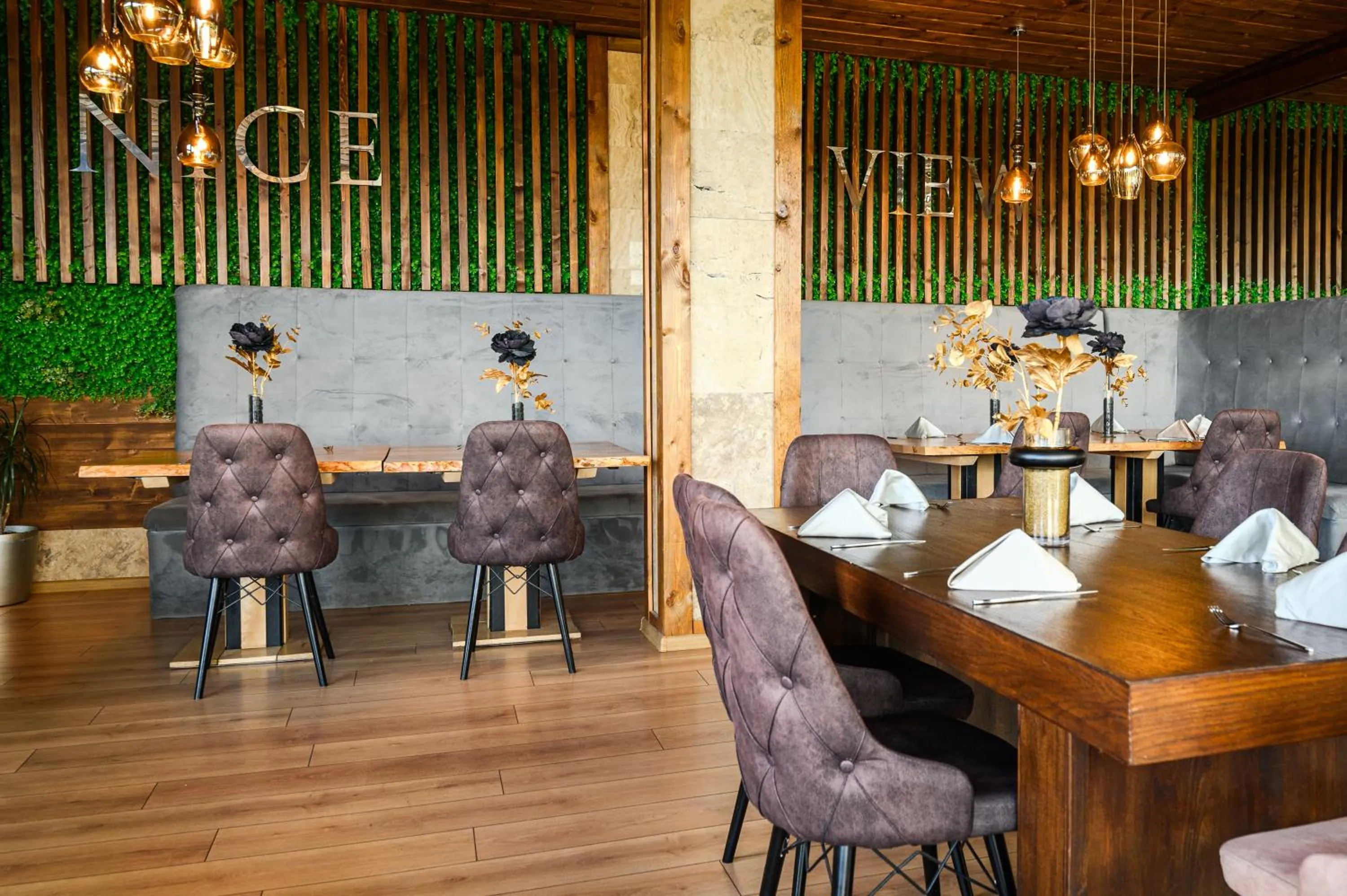 Restaurant/places to eat in Katalina SPA Resort