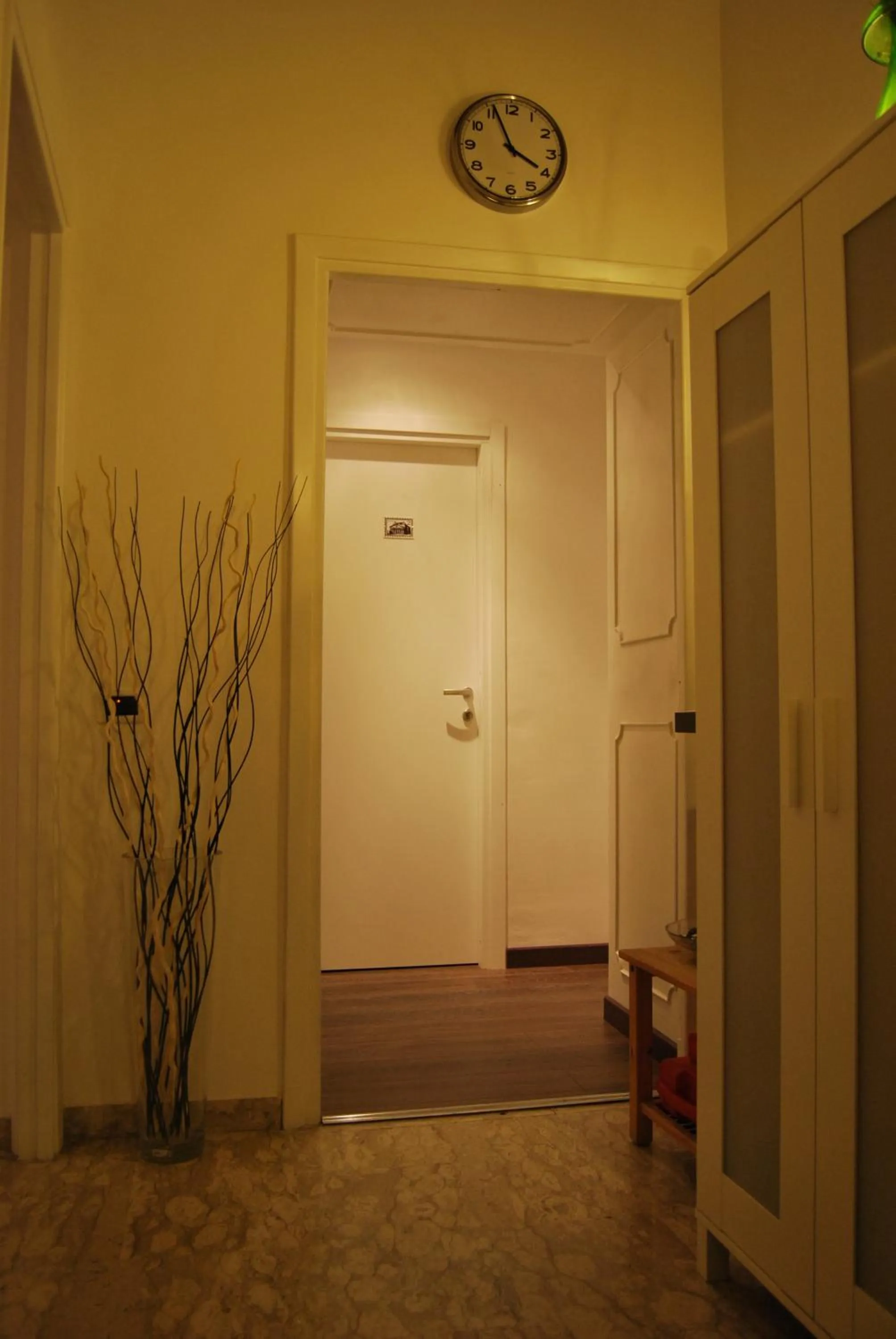 Decorative detail in Core De Roma Suites