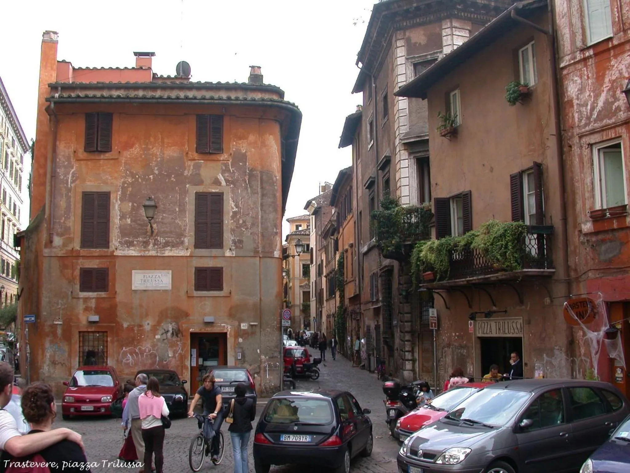 Area and facilities in Core De Roma Suites