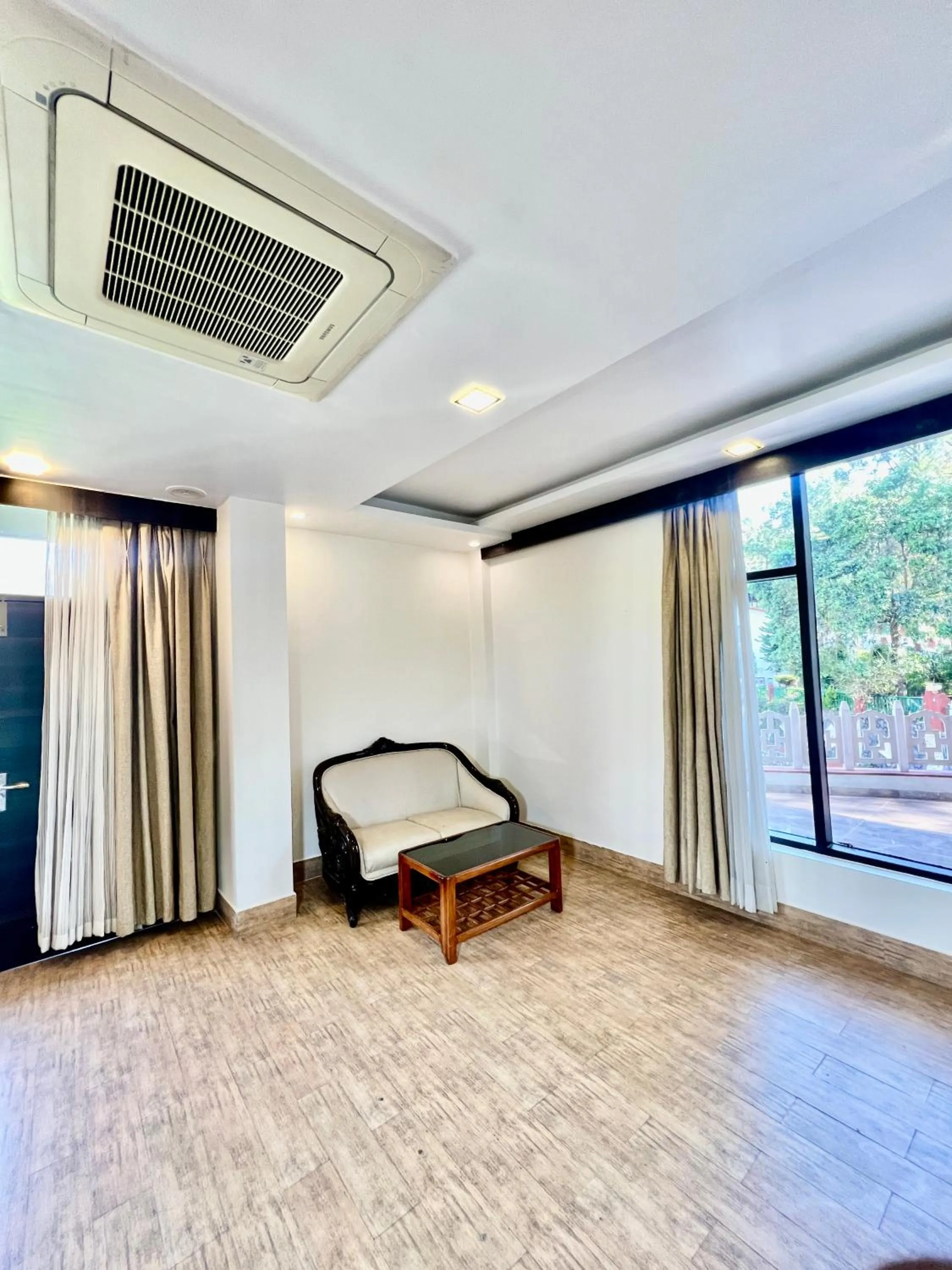 air conditioner in Sea Hawk - Luxury Hill Resort 4 mins from Bhimtal Lake