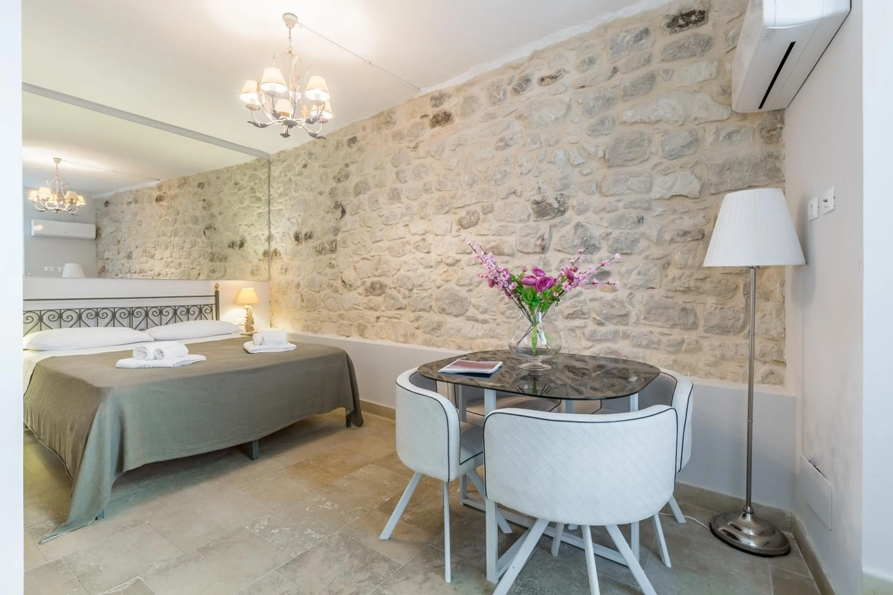Bedroom, Bed in Scicli Albergo Diffuso