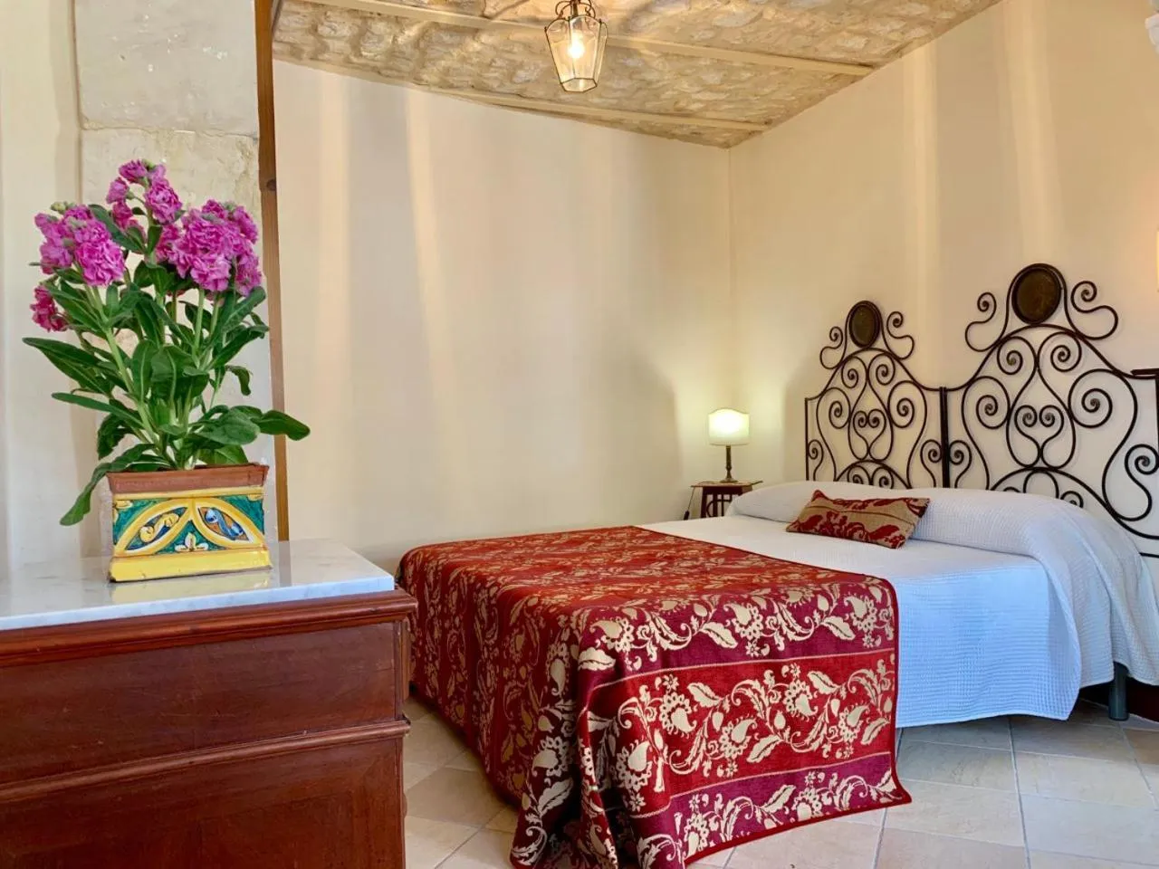 Bedroom, Bed in Scicli Albergo Diffuso