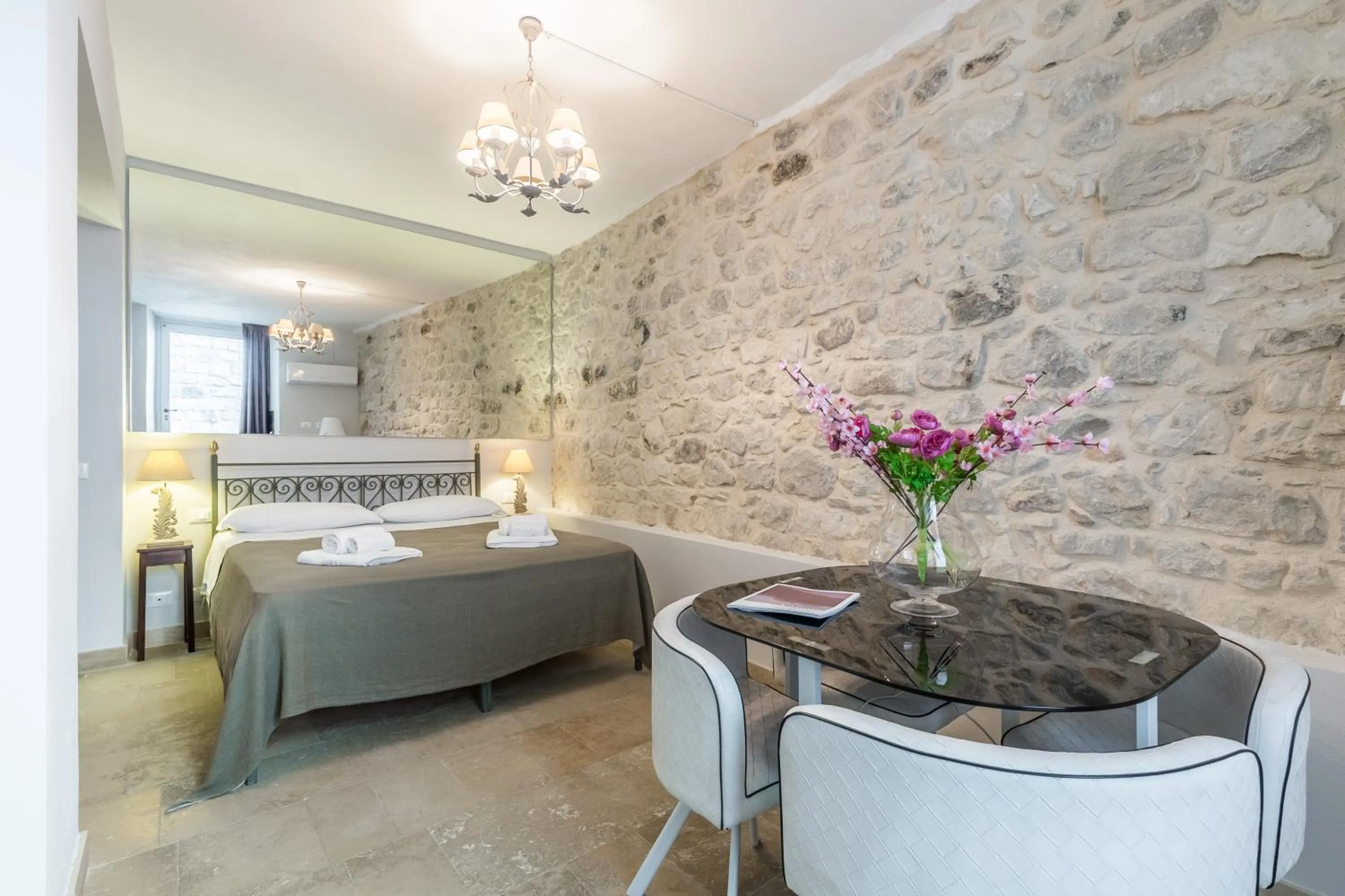 Bedroom, Bed in Scicli Albergo Diffuso