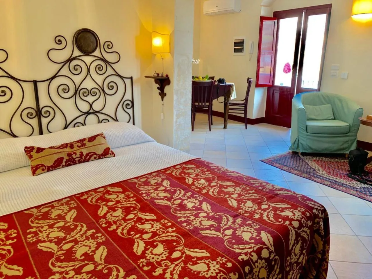 Bedroom, Bed in Scicli Albergo Diffuso