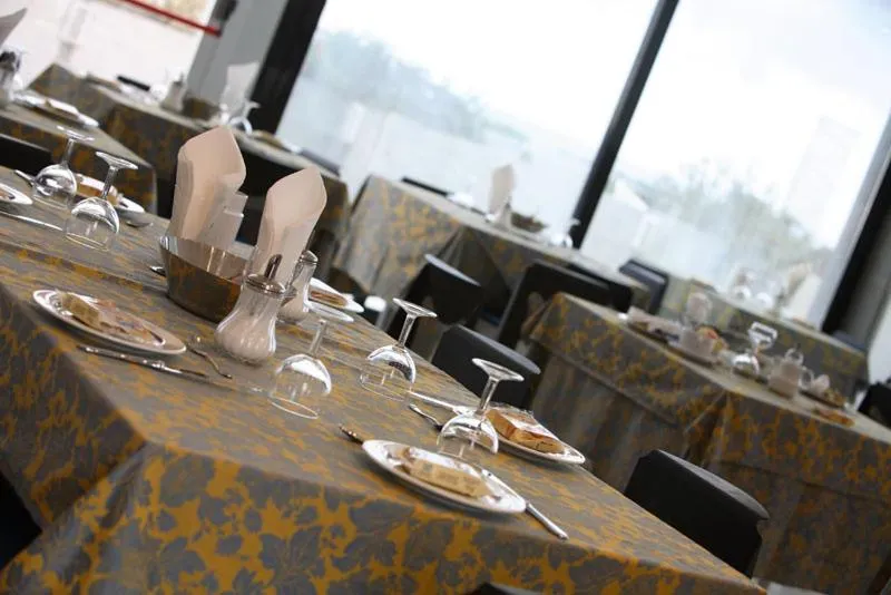 Restaurant/places to eat in Hotel Intervallo