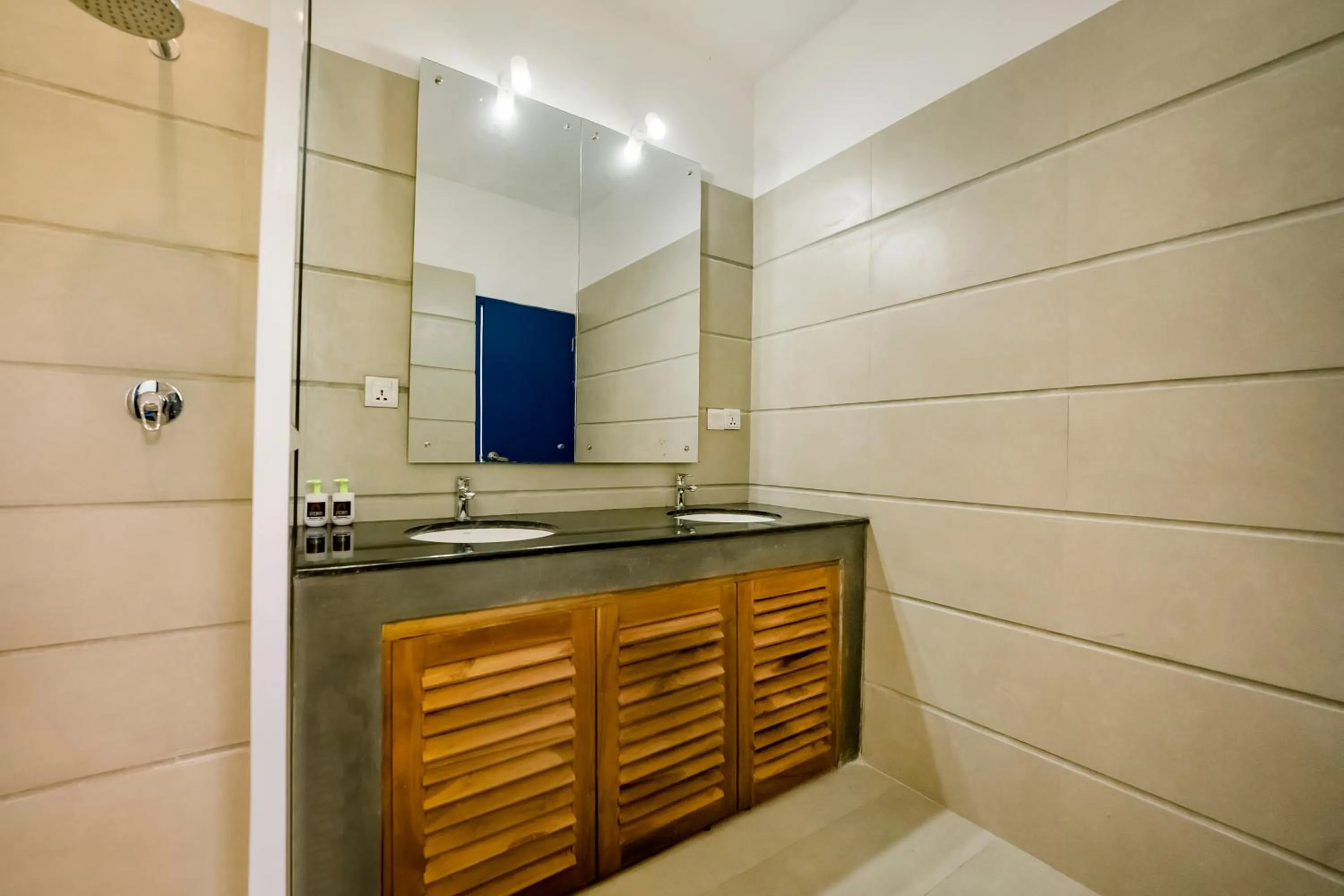 Bathroom in Urchin Unawatuna