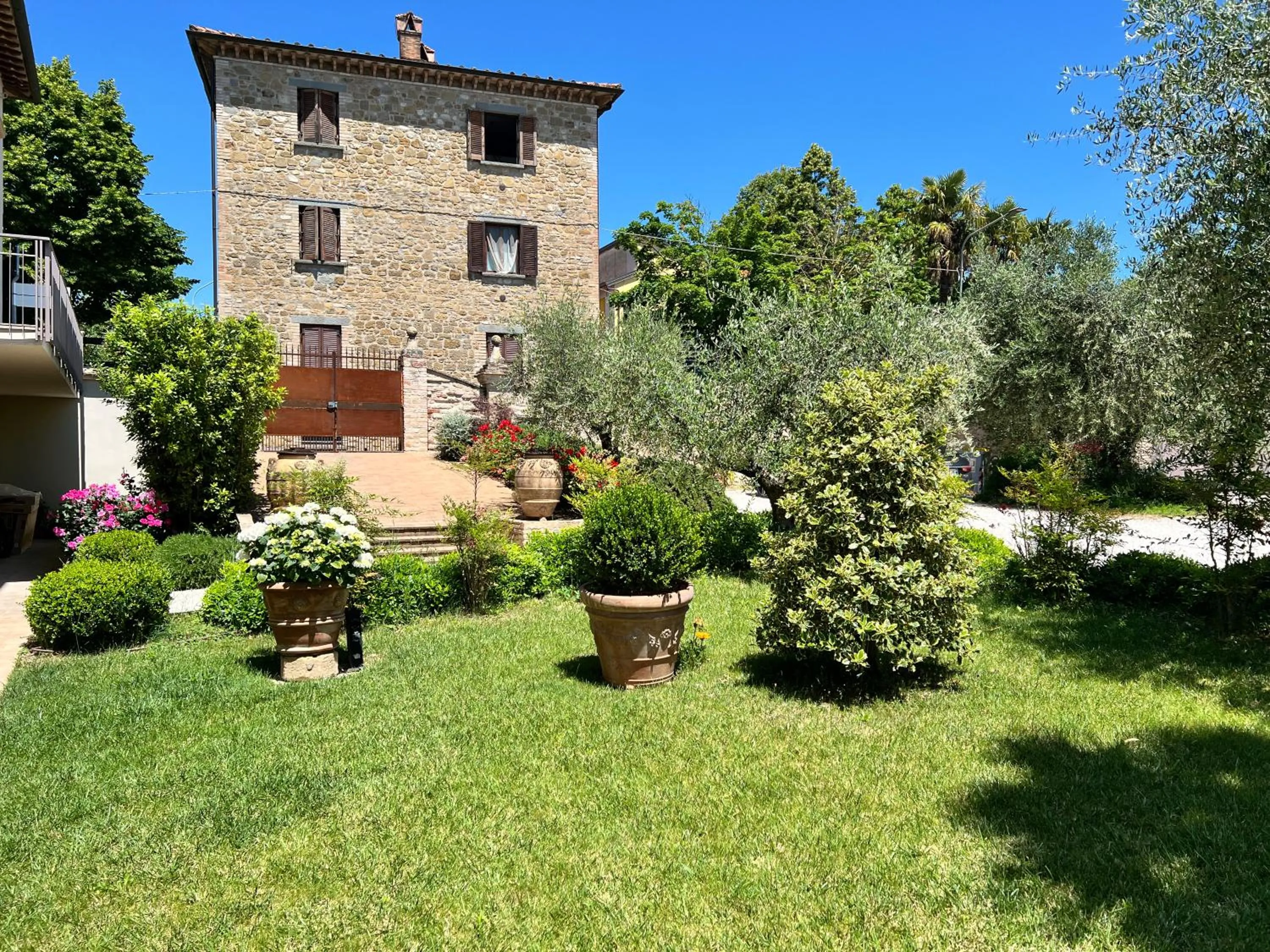Garden view in CorteViva Boutique B&B