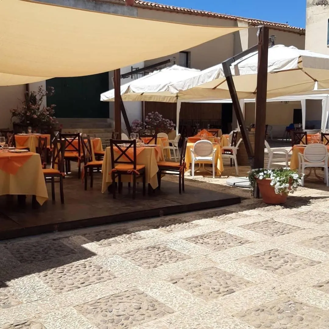 Restaurant/places to eat in Agriturismo Sirignano Wine Resort