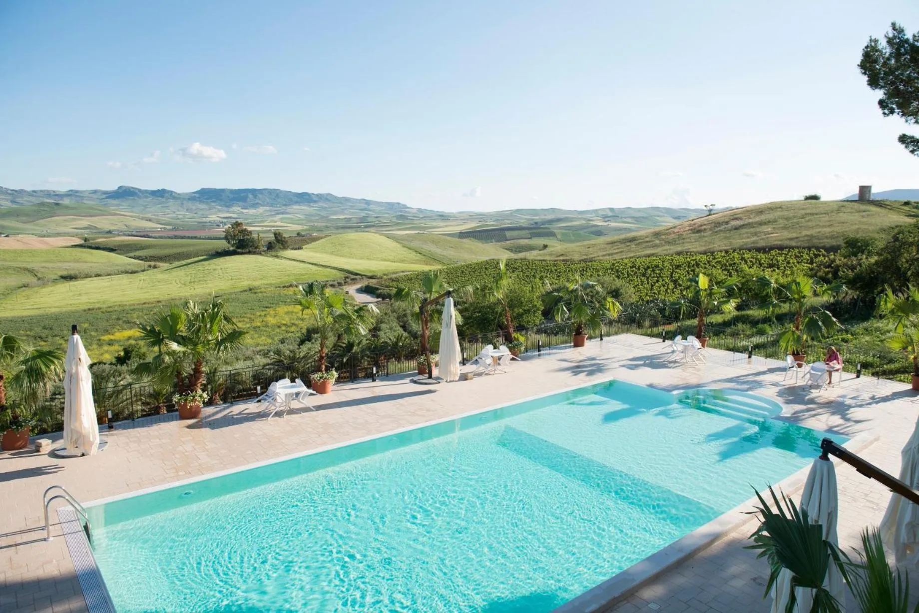 Swimming pool in Agriturismo Sirignano Wine Resort