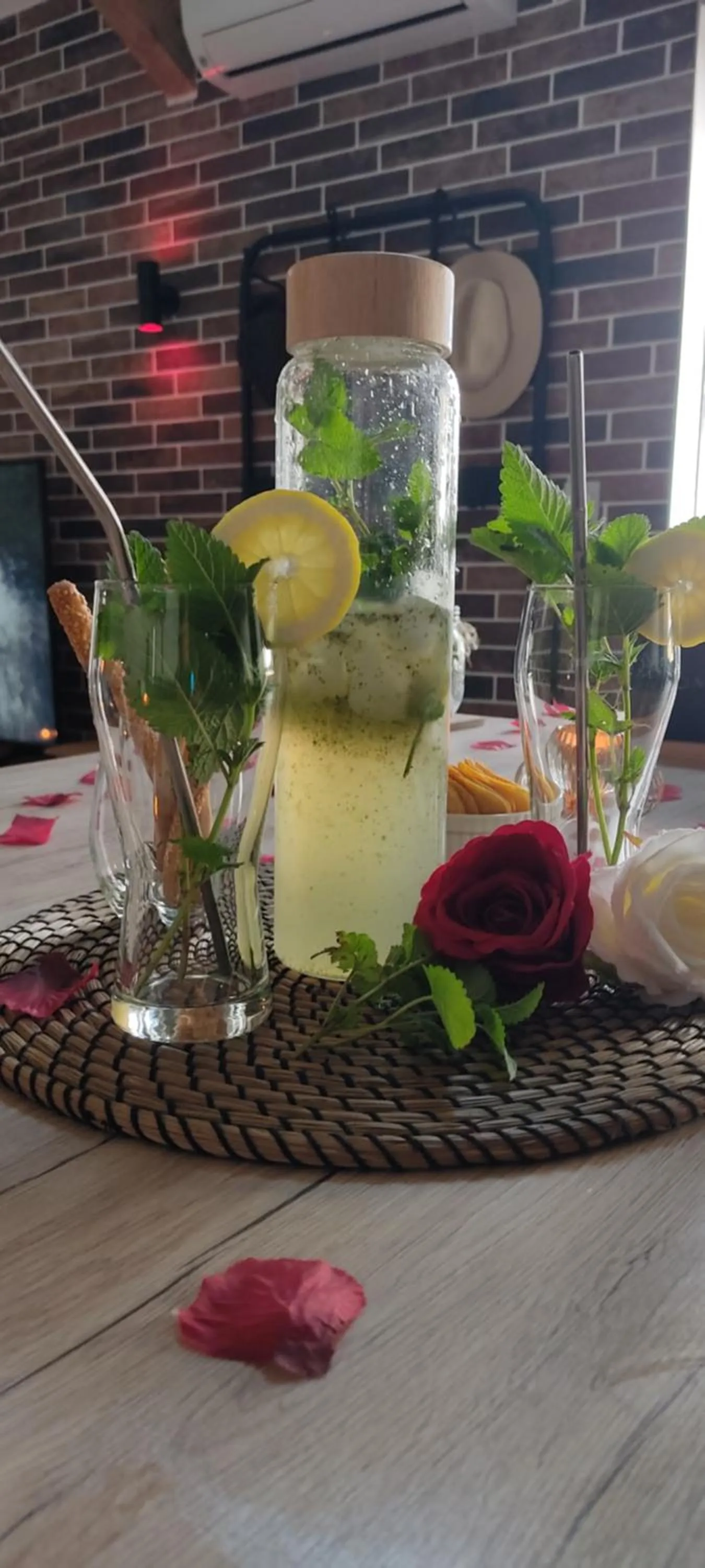 Lounge or bar in Gite & Spa Privatif Glam'88 - Vosges