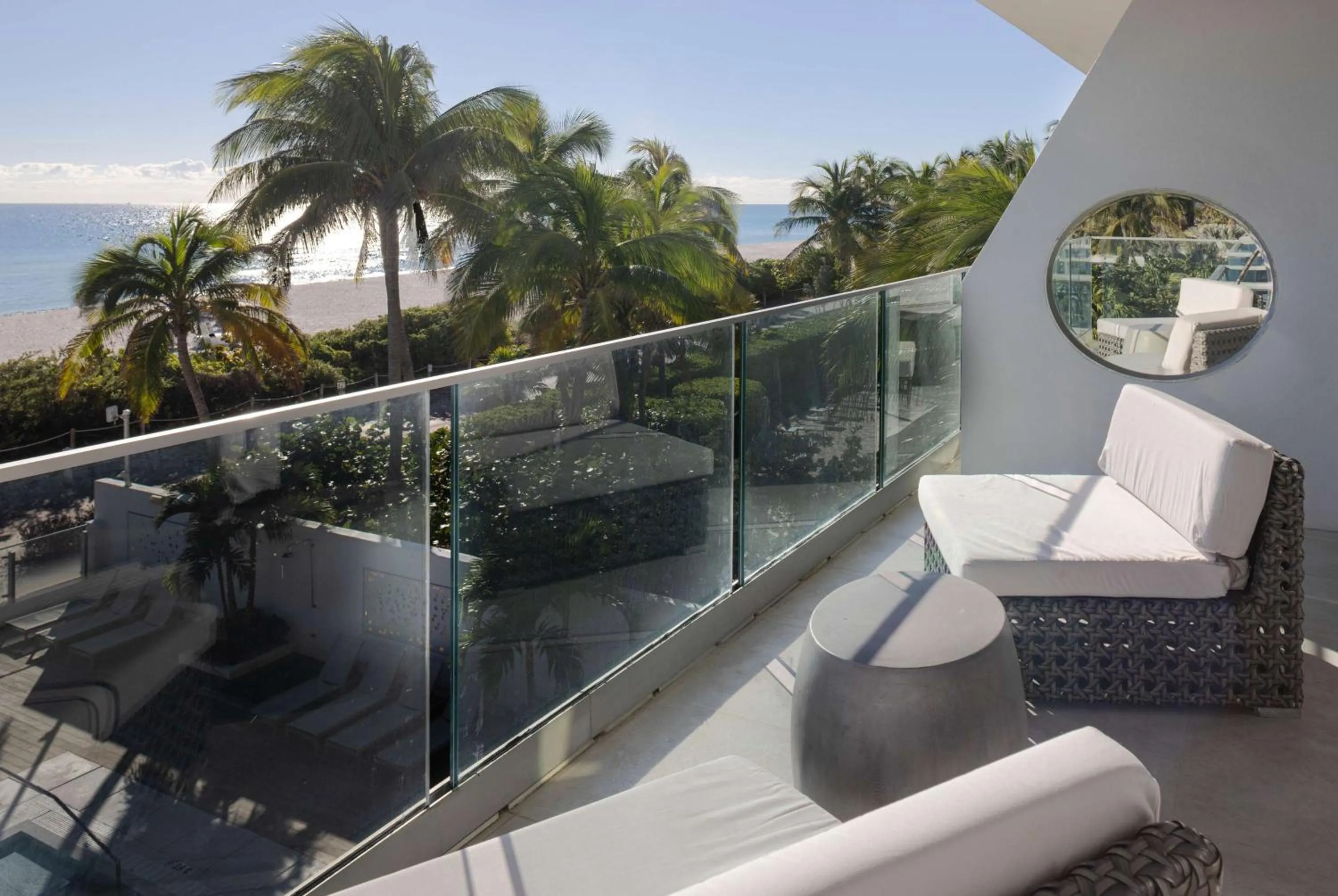 Photo of the whole room in MB Hotel, Trademark Collection by Wyndham