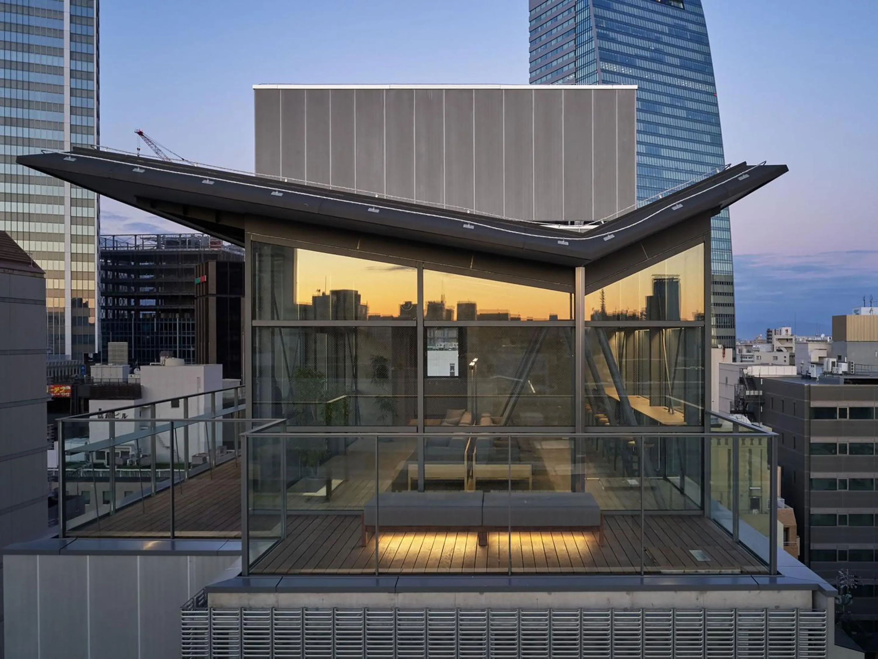 Lobby or reception in 9h nine hours Nagoya station