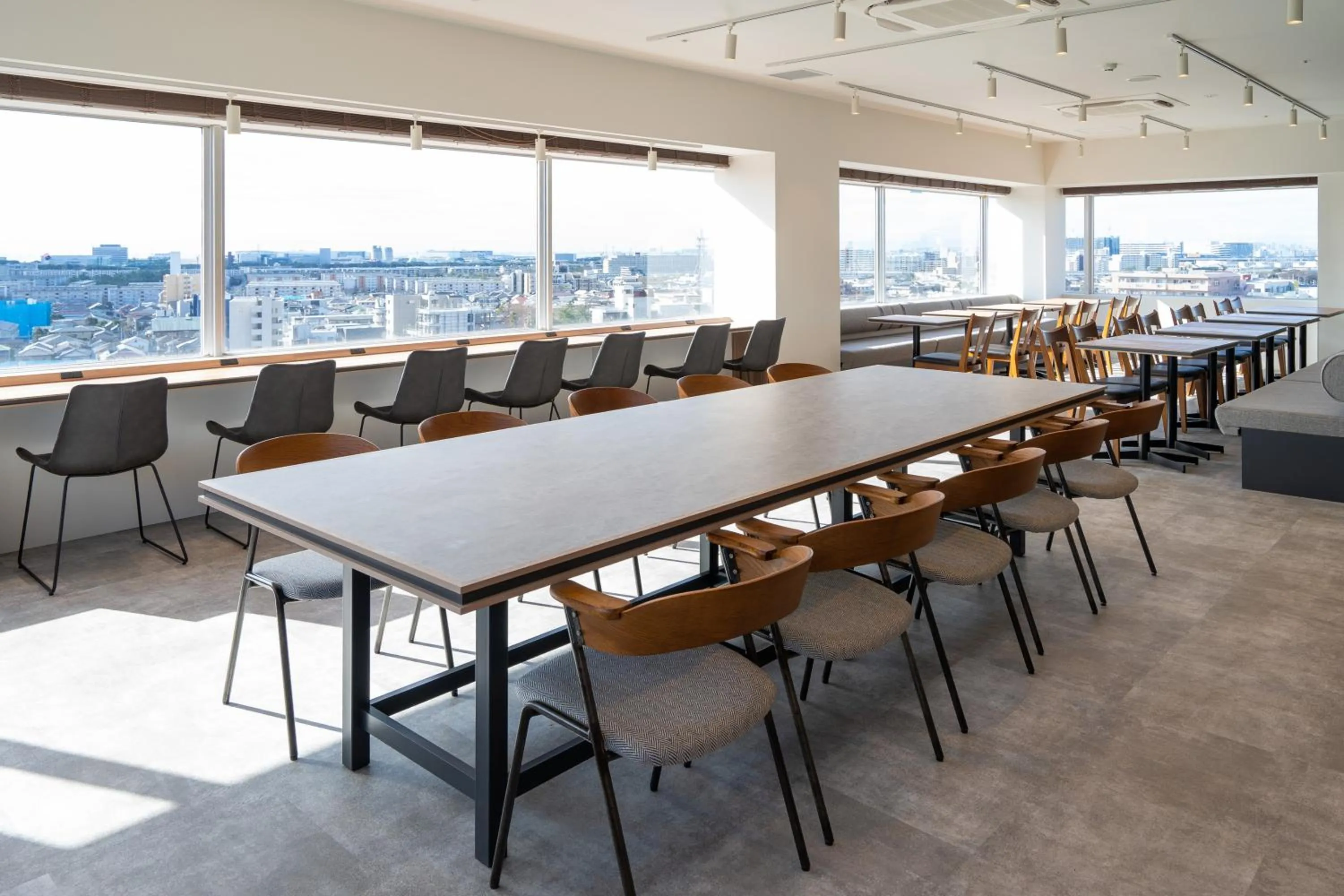 Lounge or bar in Vessel Inn Keisei Tsudanuma Ekimae