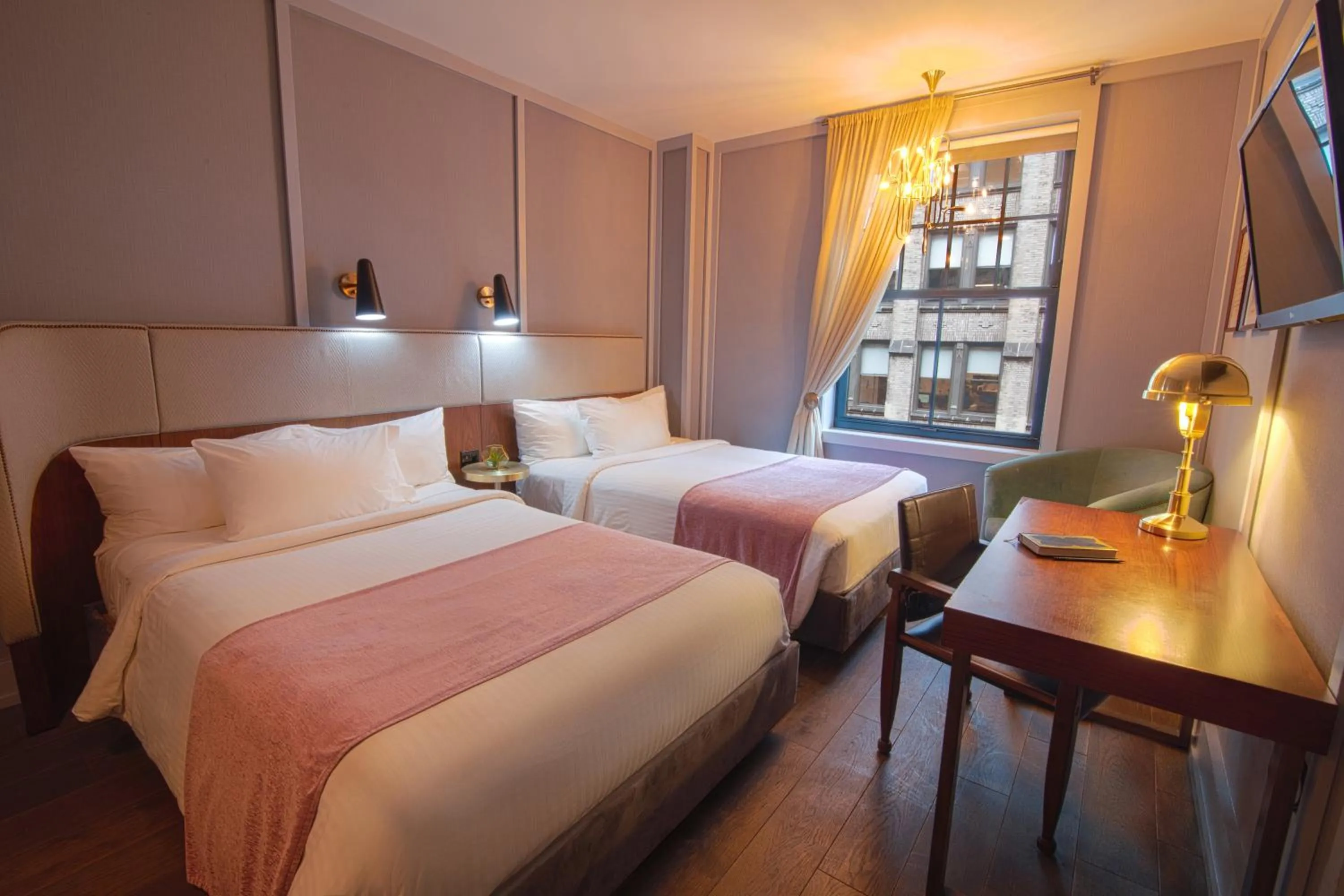 Bedroom, Bed in The Evelyn NoMad