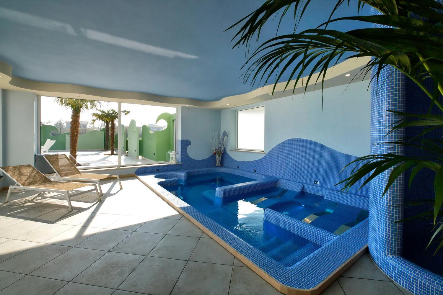 Spa and wellness centre/facilities in Nero D'Avorio Aparthotel & SPA