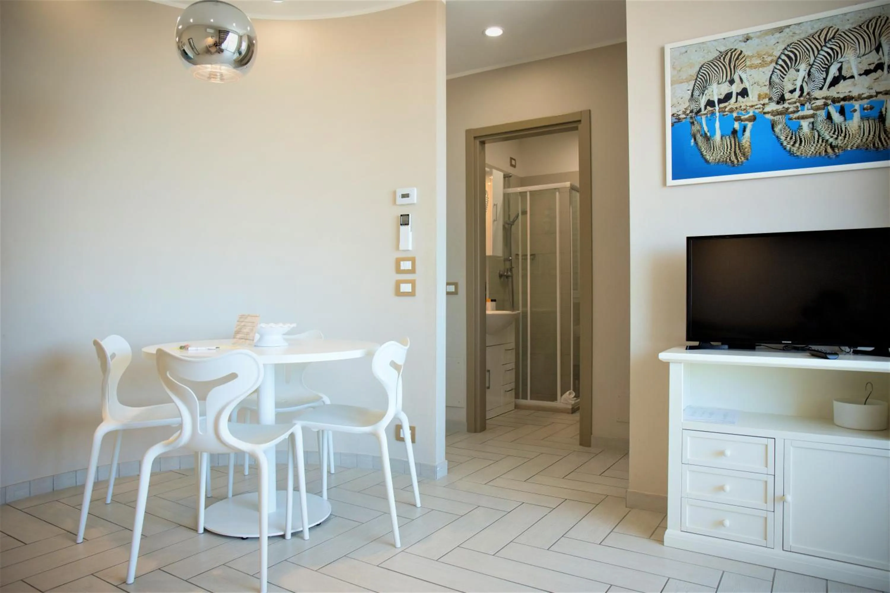 Shower in Nero D'Avorio Aparthotel & SPA