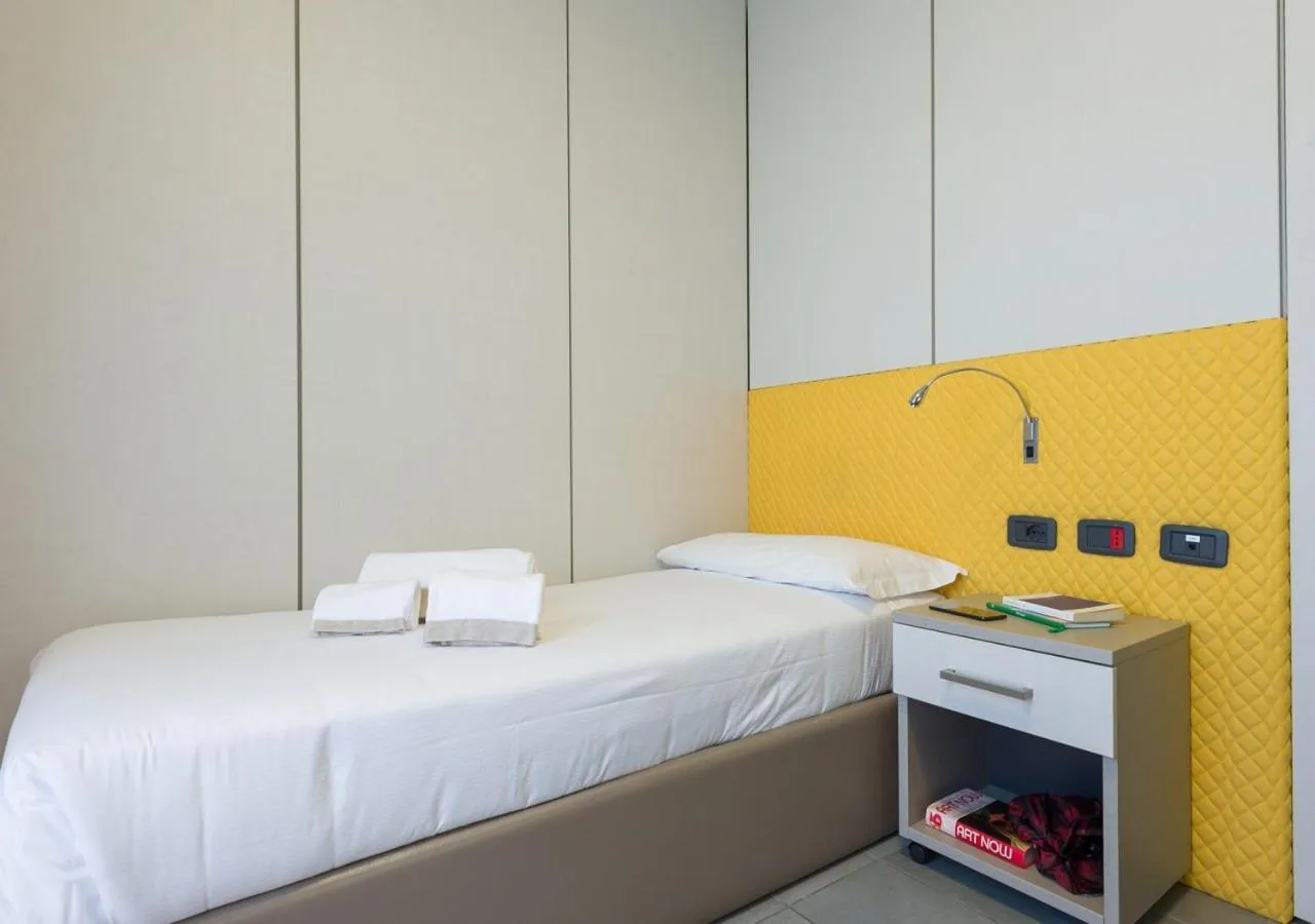 Bed in Camplus Bononia Casa per Ferie