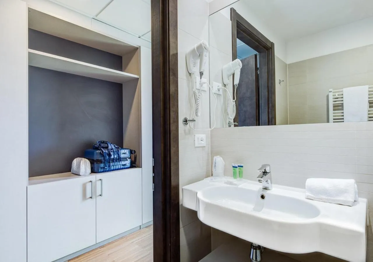 Shower in Camplus Bononia Casa per Ferie