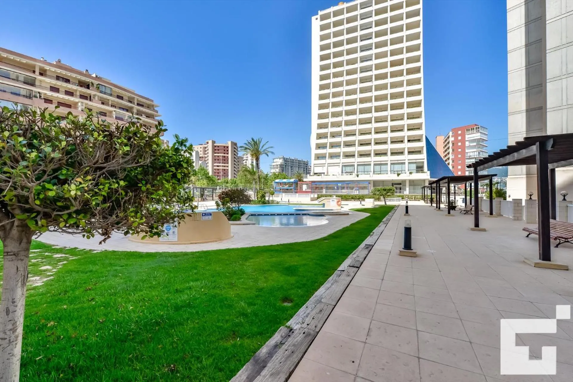 Swimming pool in Apartamento Apolo XVI 1 19 - Grupo Turis