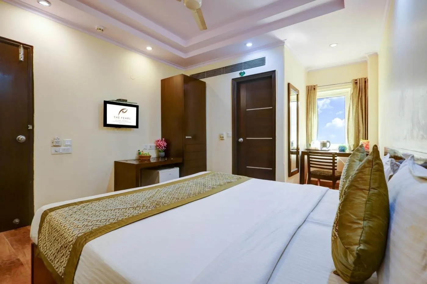 Bedroom, Bed in The Pearl- A Royal Residency